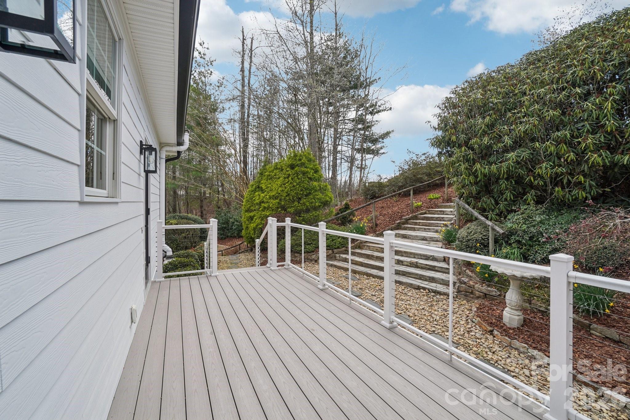 1409 Woodsong Drive Property Photo 33