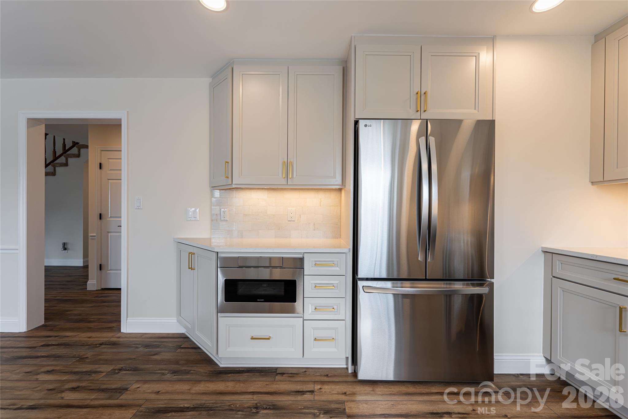 1203 Fleetwood Plaza Property Photo 15
