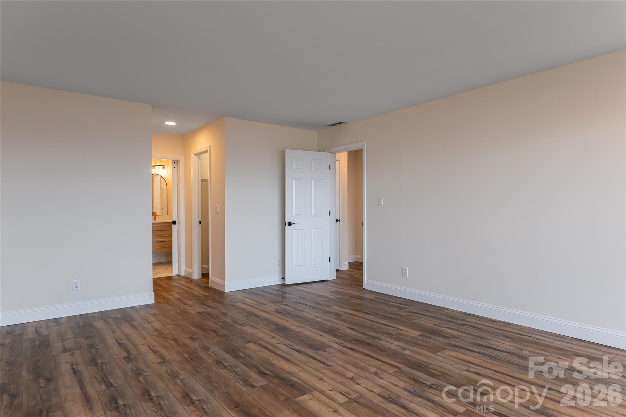 1203 Fleetwood Plaza Property Photo 23