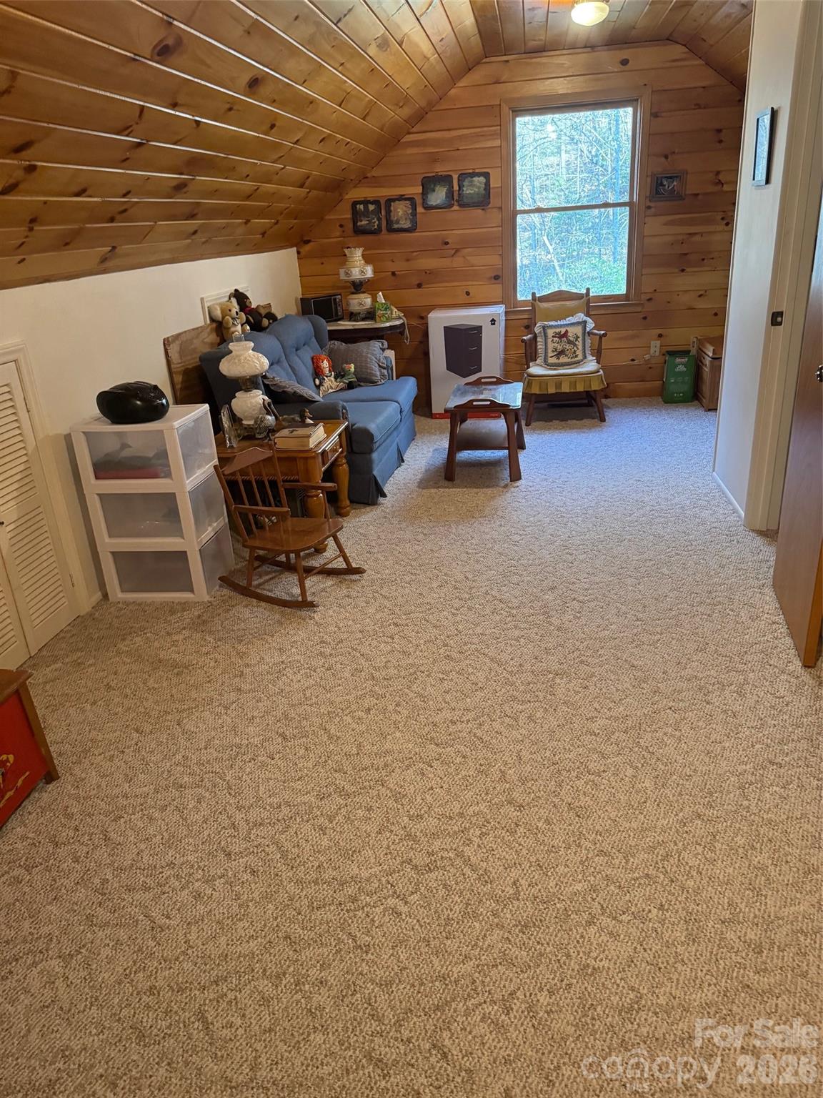 315 N River Road Property Photo 30