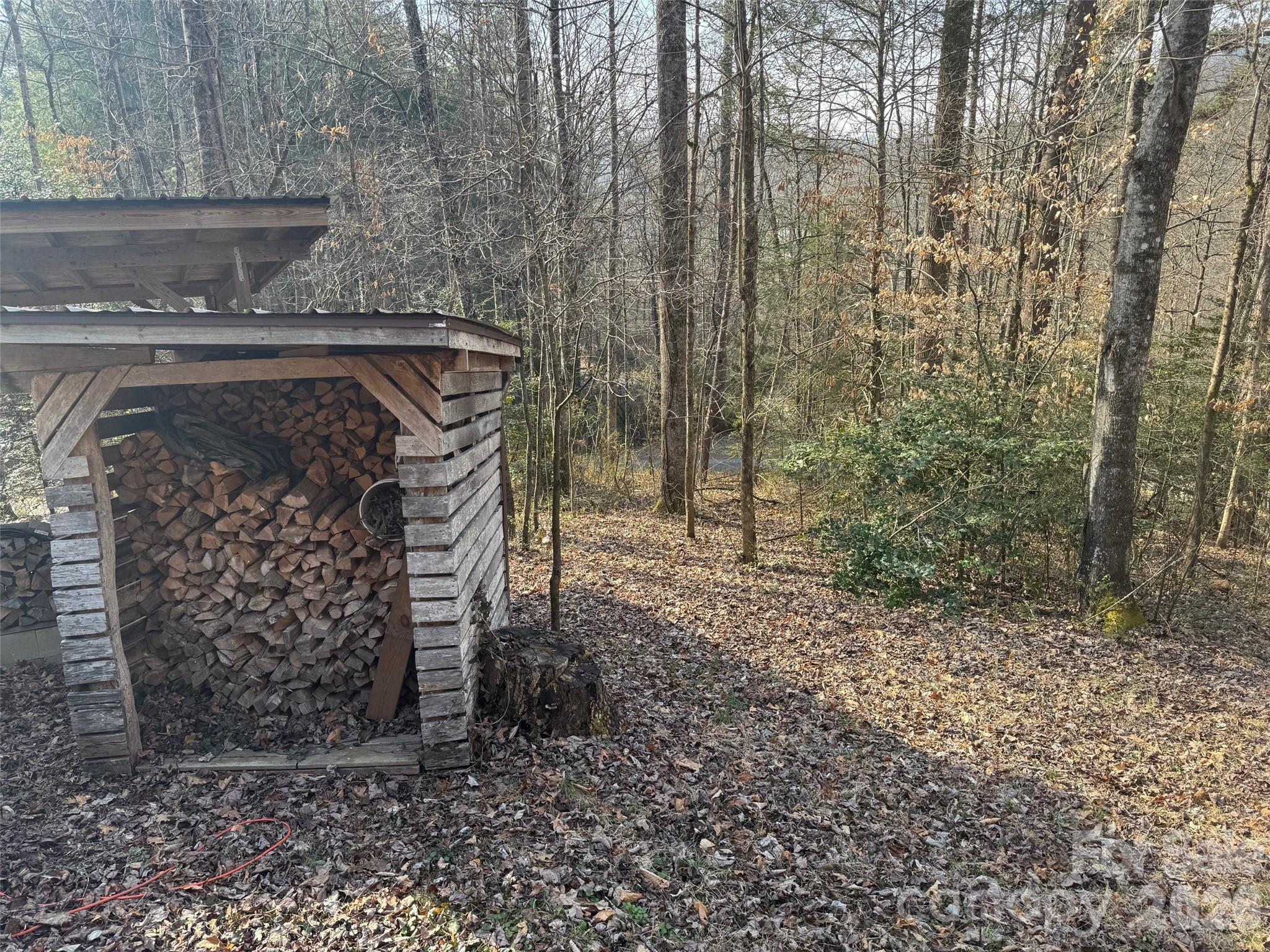 315 N River Road Property Photo 46