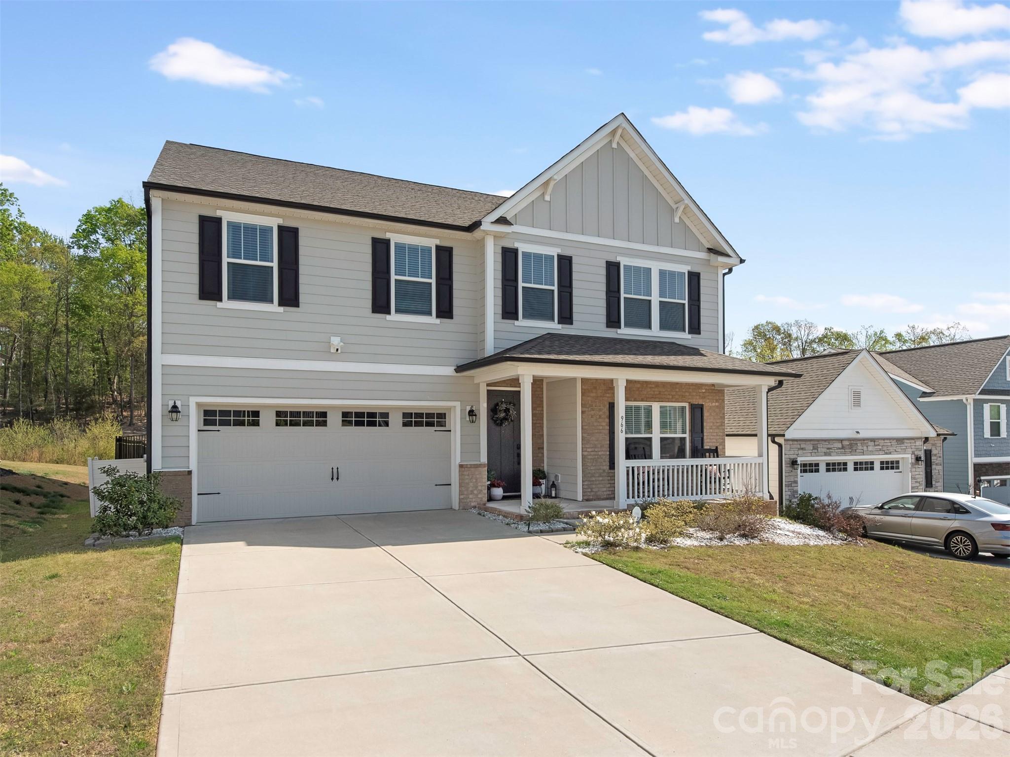 966 Scotch Meadows Loop Property Photo 2