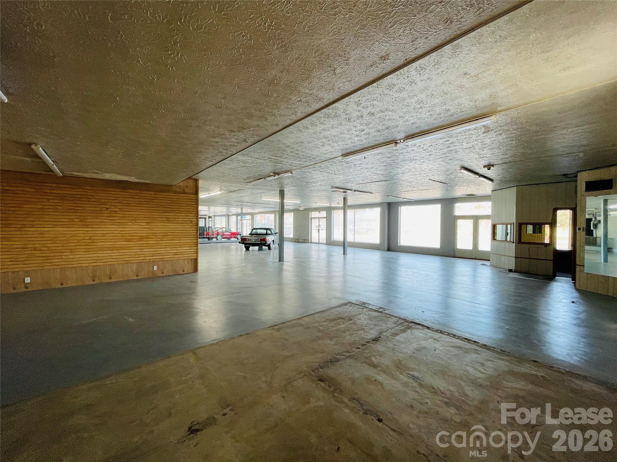 312 Kanuga Road Property Photo 10
