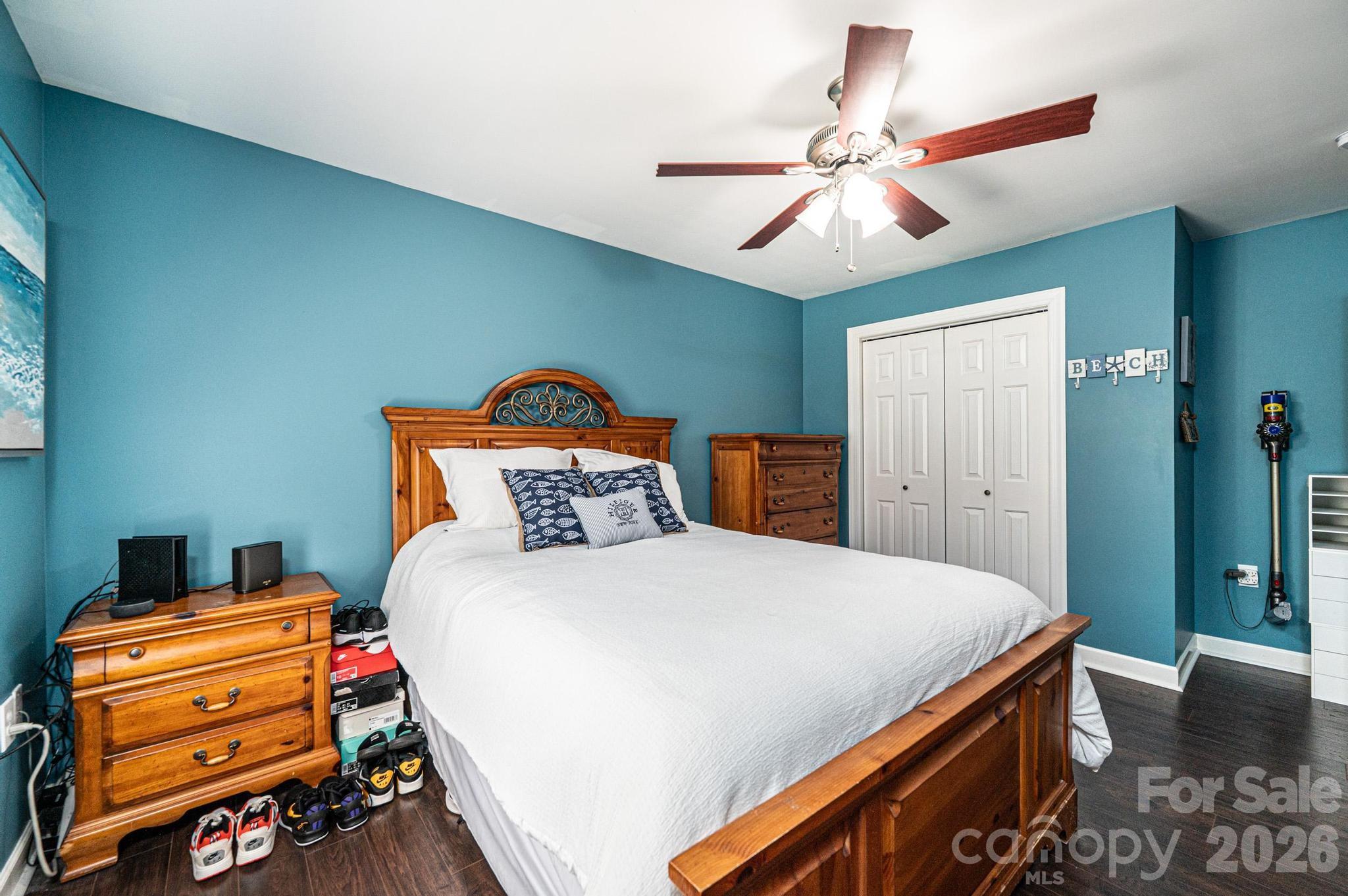 2586 Henry Falls Drive Property Photo 34