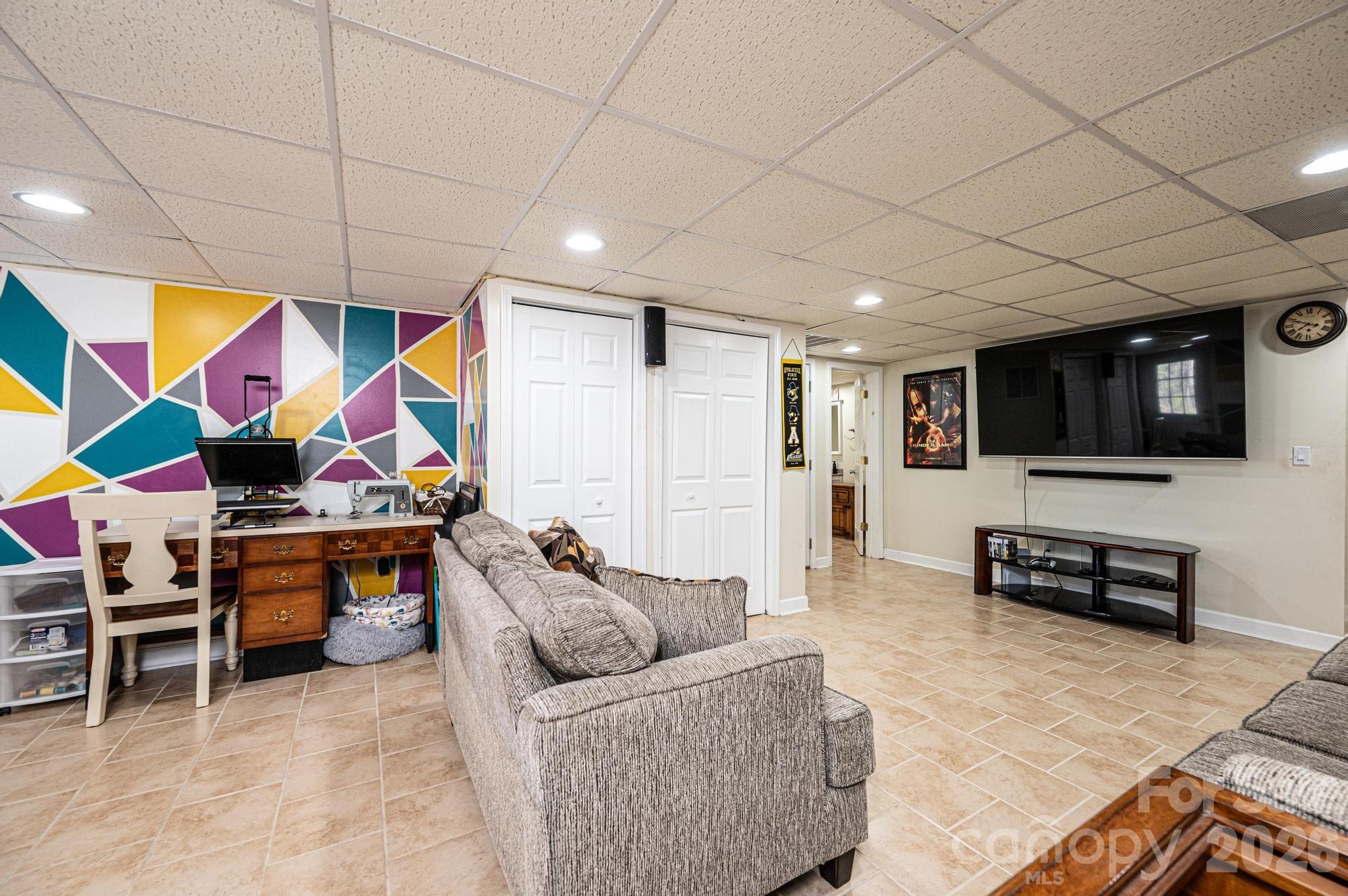 2586 Henry Falls Drive Property Photo 43