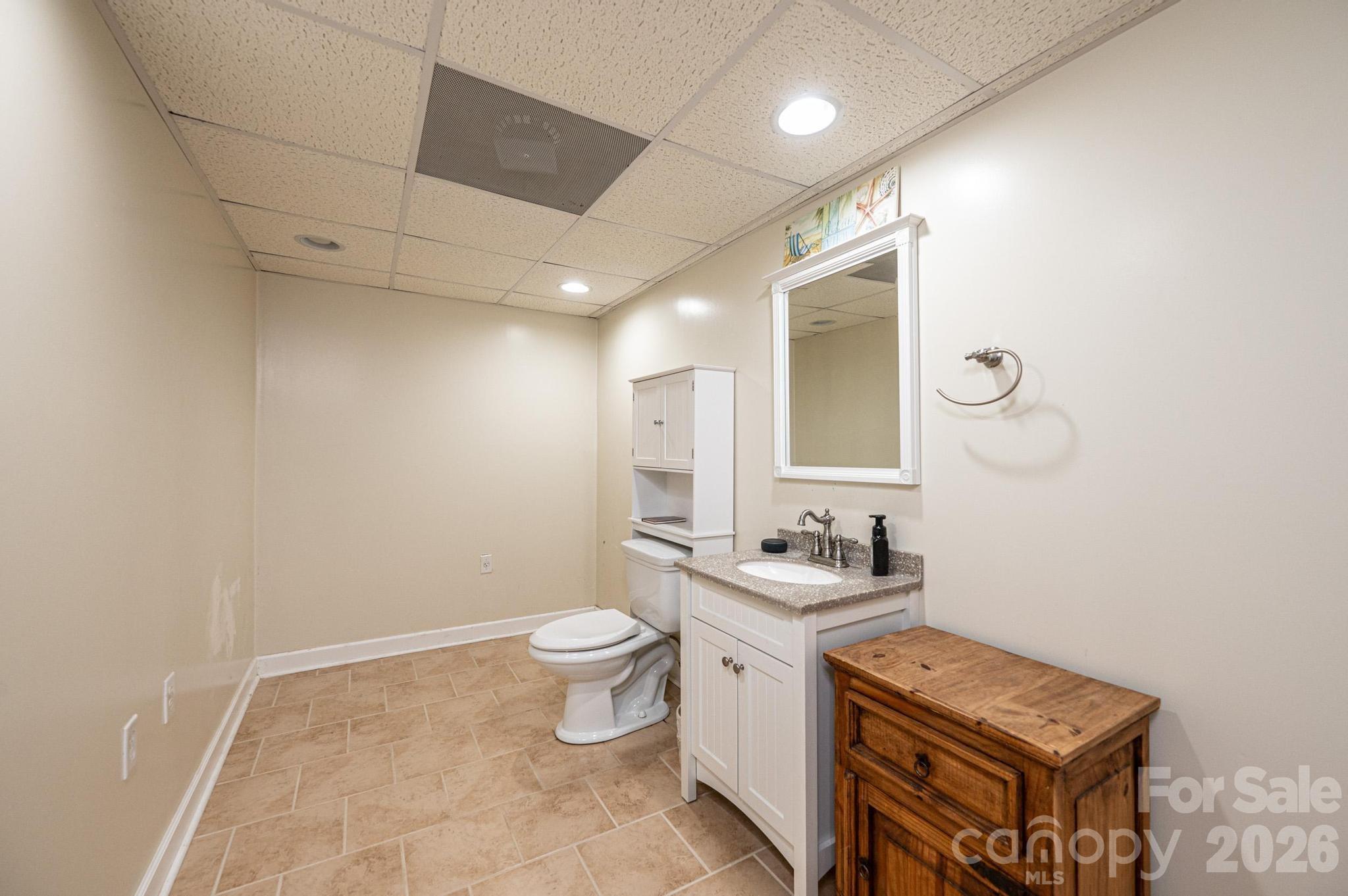 2586 Henry Falls Drive Property Photo 47