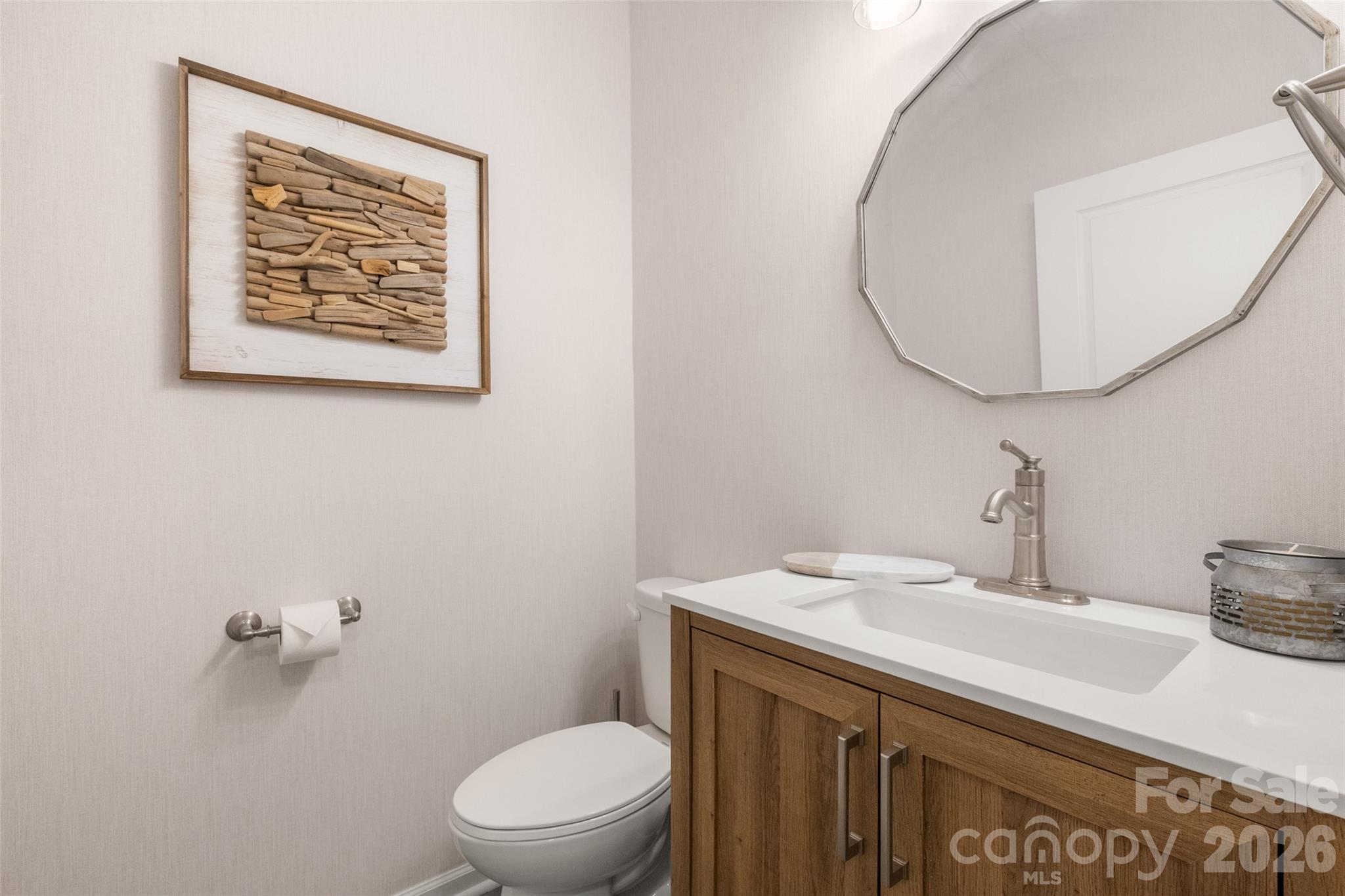 1002 Falling Leaf Street Property Photo 24