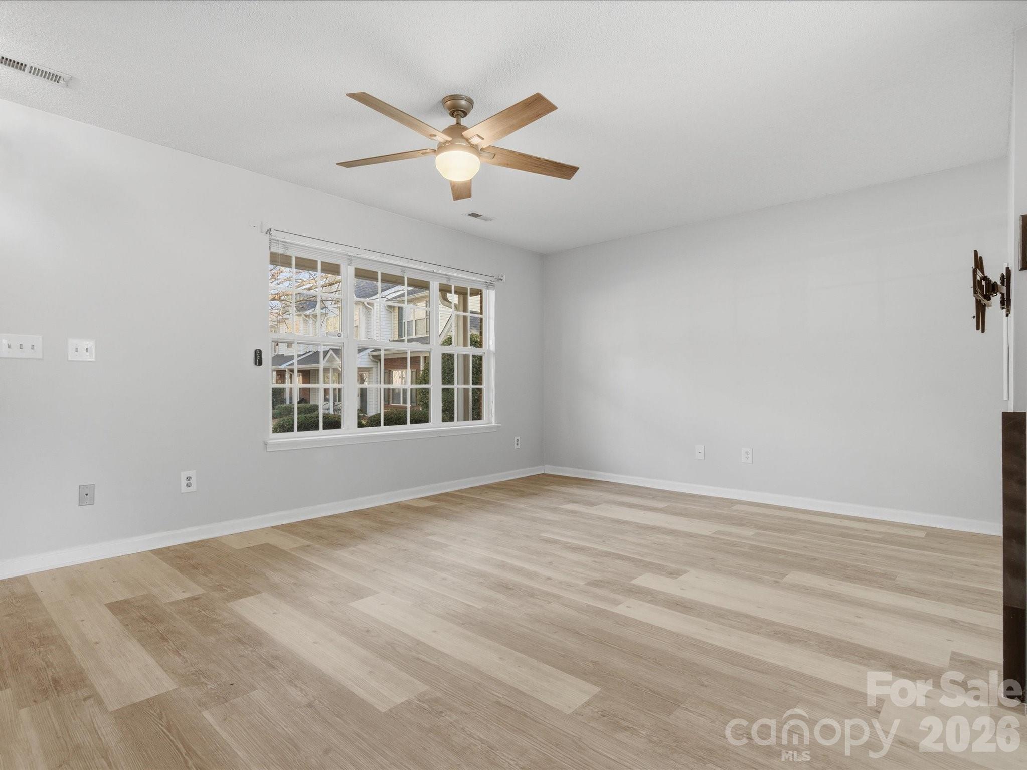 2940 Mayer House Court Property Photo 8