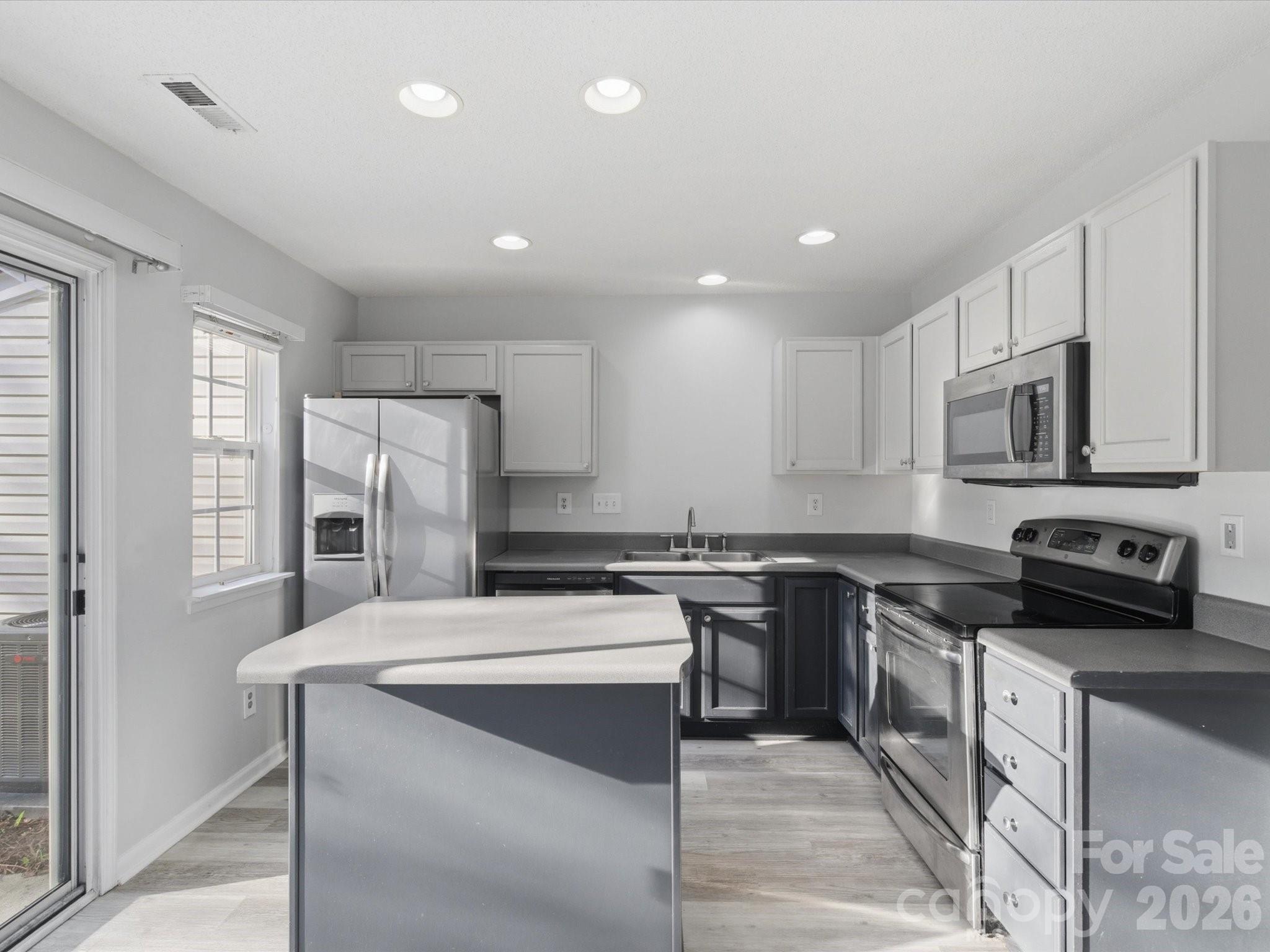 2940 Mayer House Court Property Photo 14