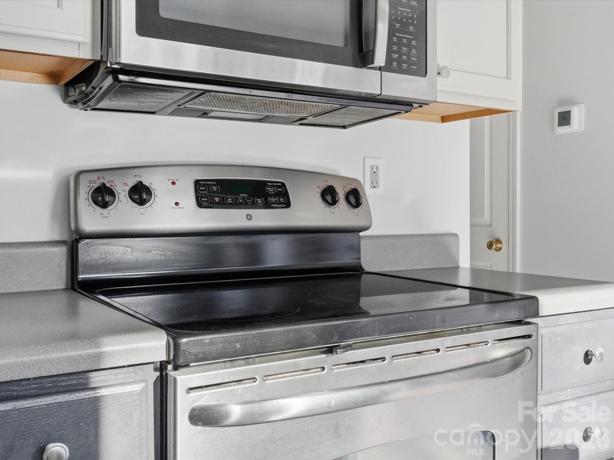 2940 Mayer House Court Property Photo 16