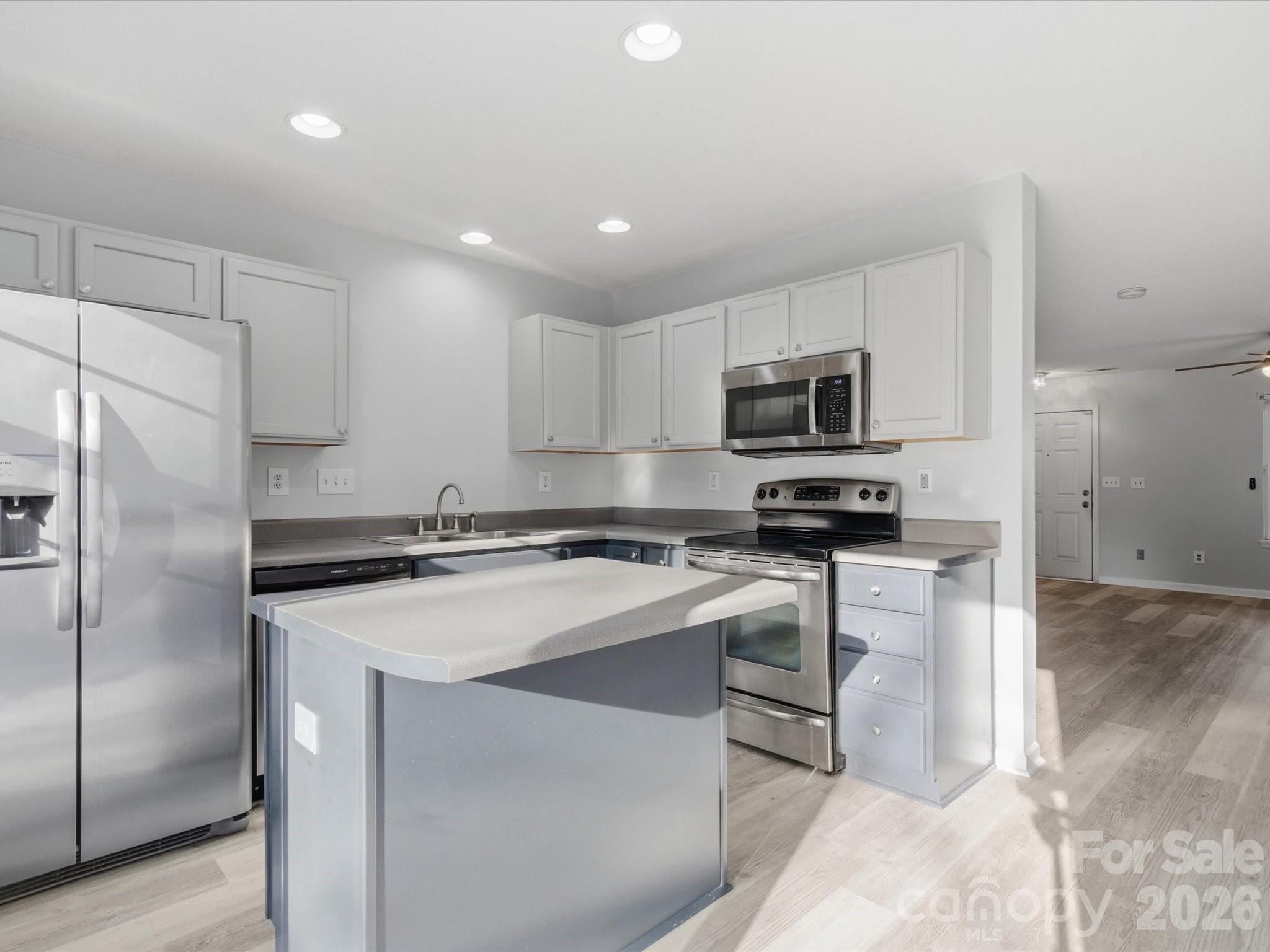 2940 Mayer House Court Property Photo 19