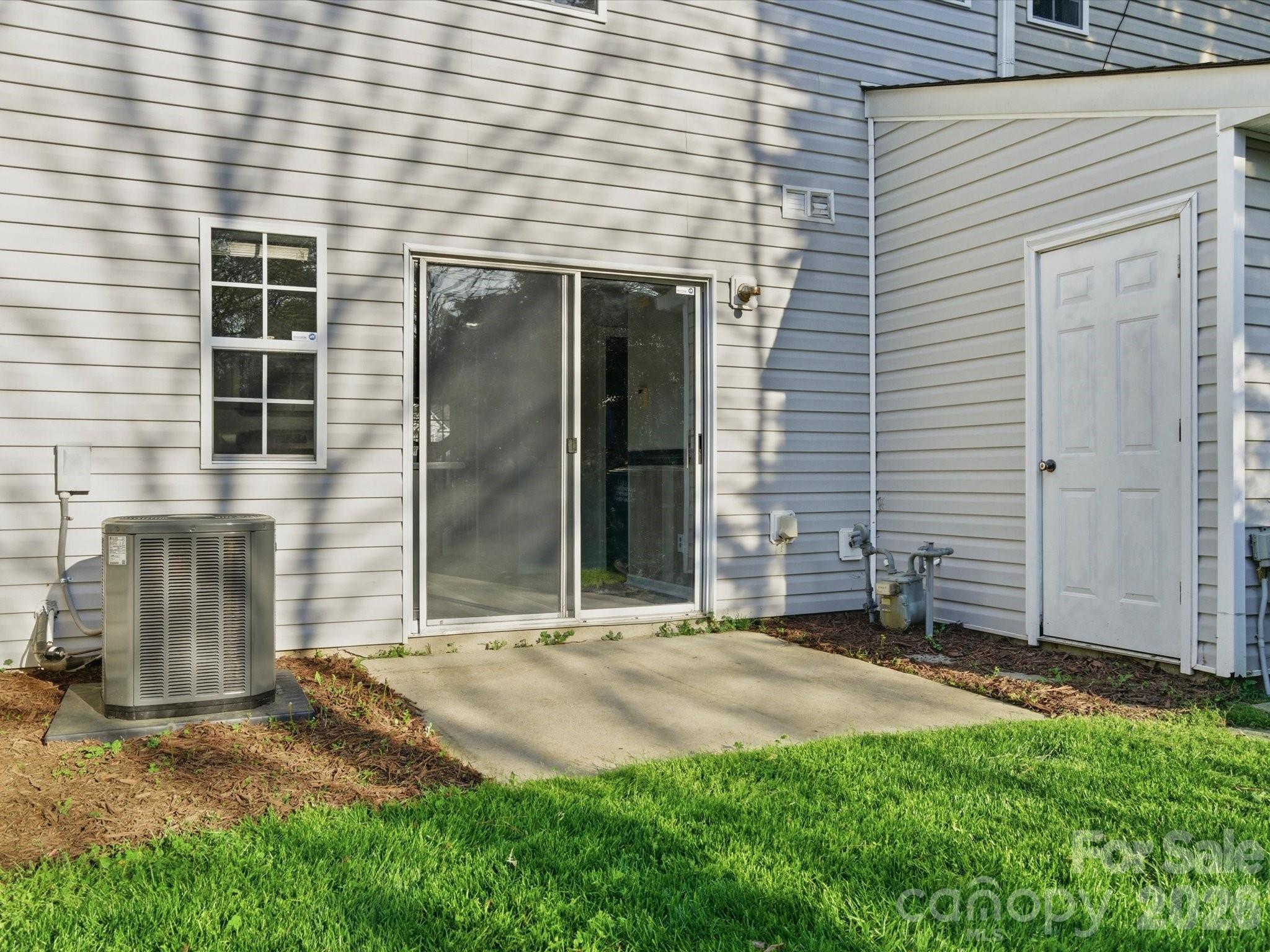 2940 Mayer House Court Property Photo 38