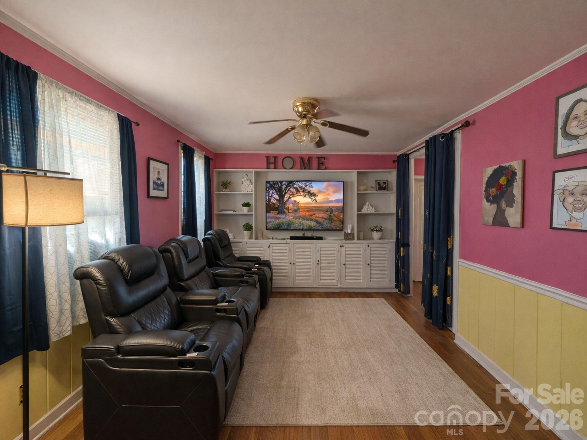 731 Finley Road Property Photo 3