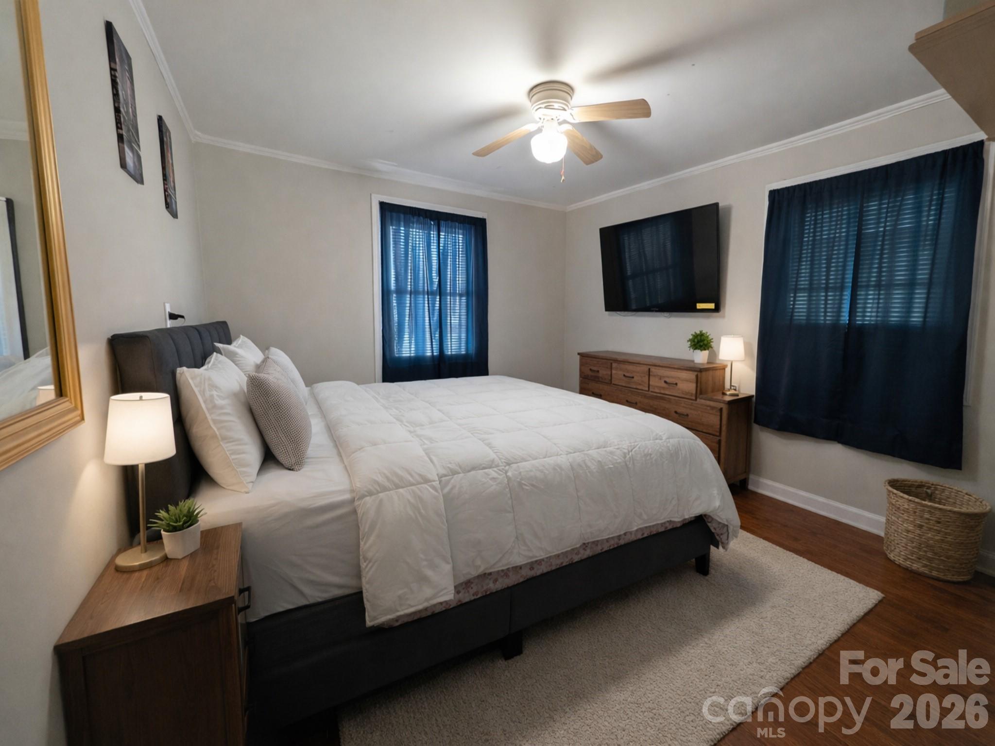 731 Finley Road Property Photo 4