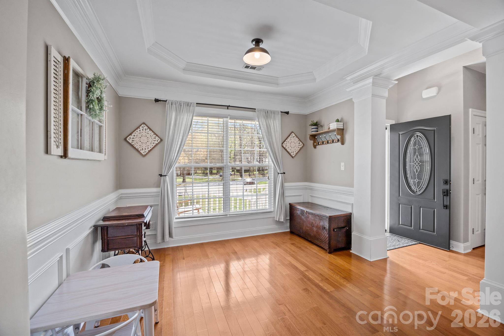 1667 Warwick Court Property Photo 17