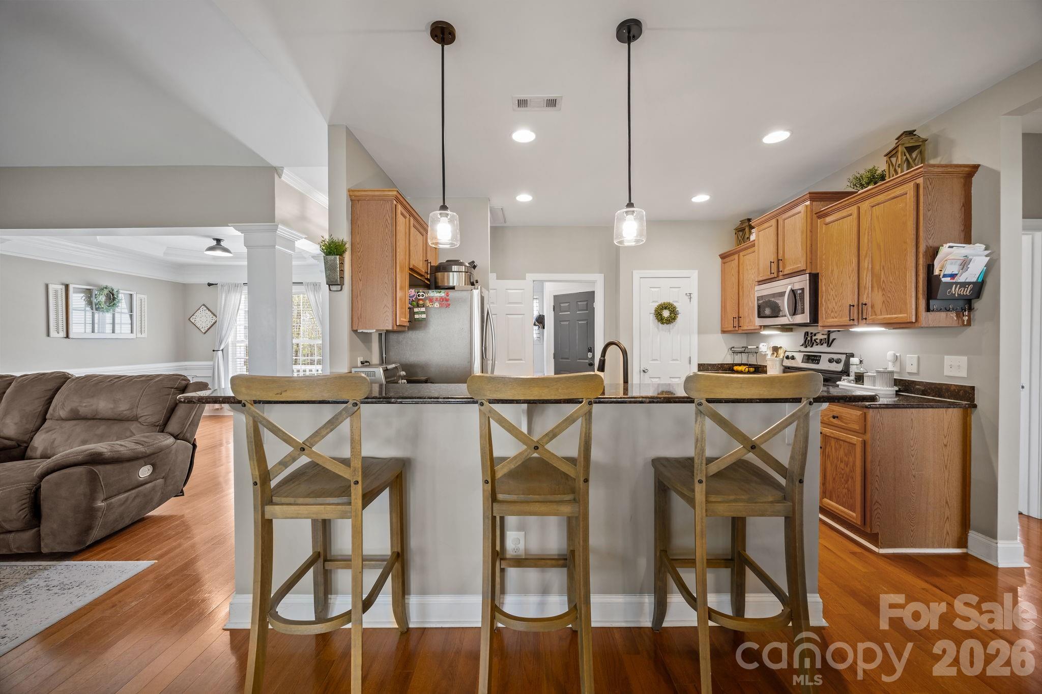 1667 Warwick Court Property Photo 24