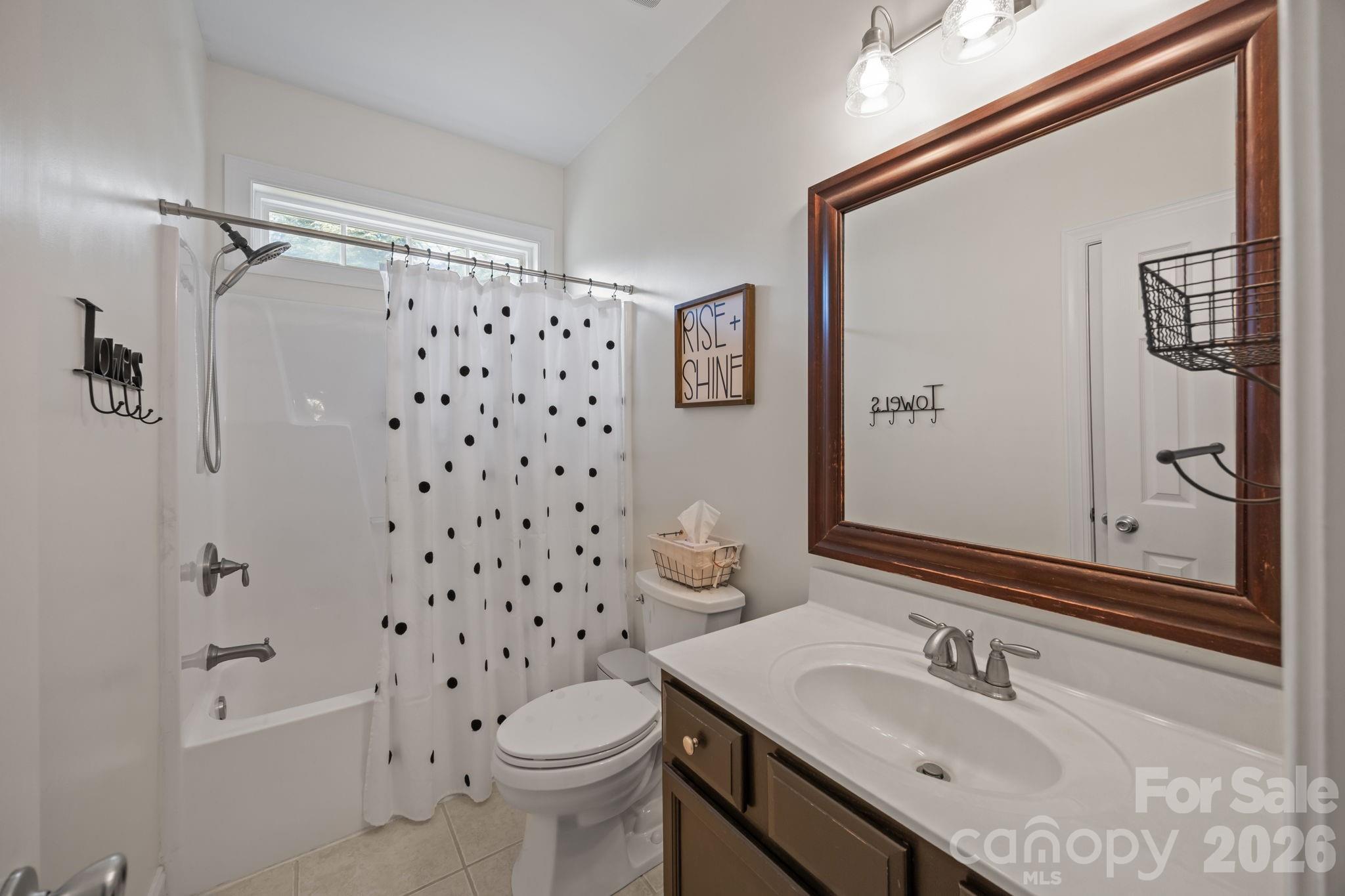 1667 Warwick Court Property Photo 35