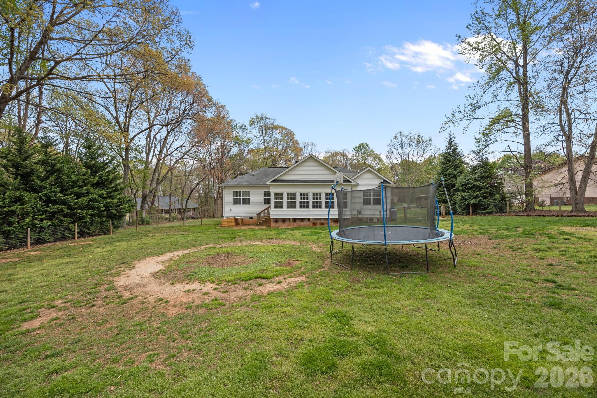 1667 Warwick Court Property Photo 42