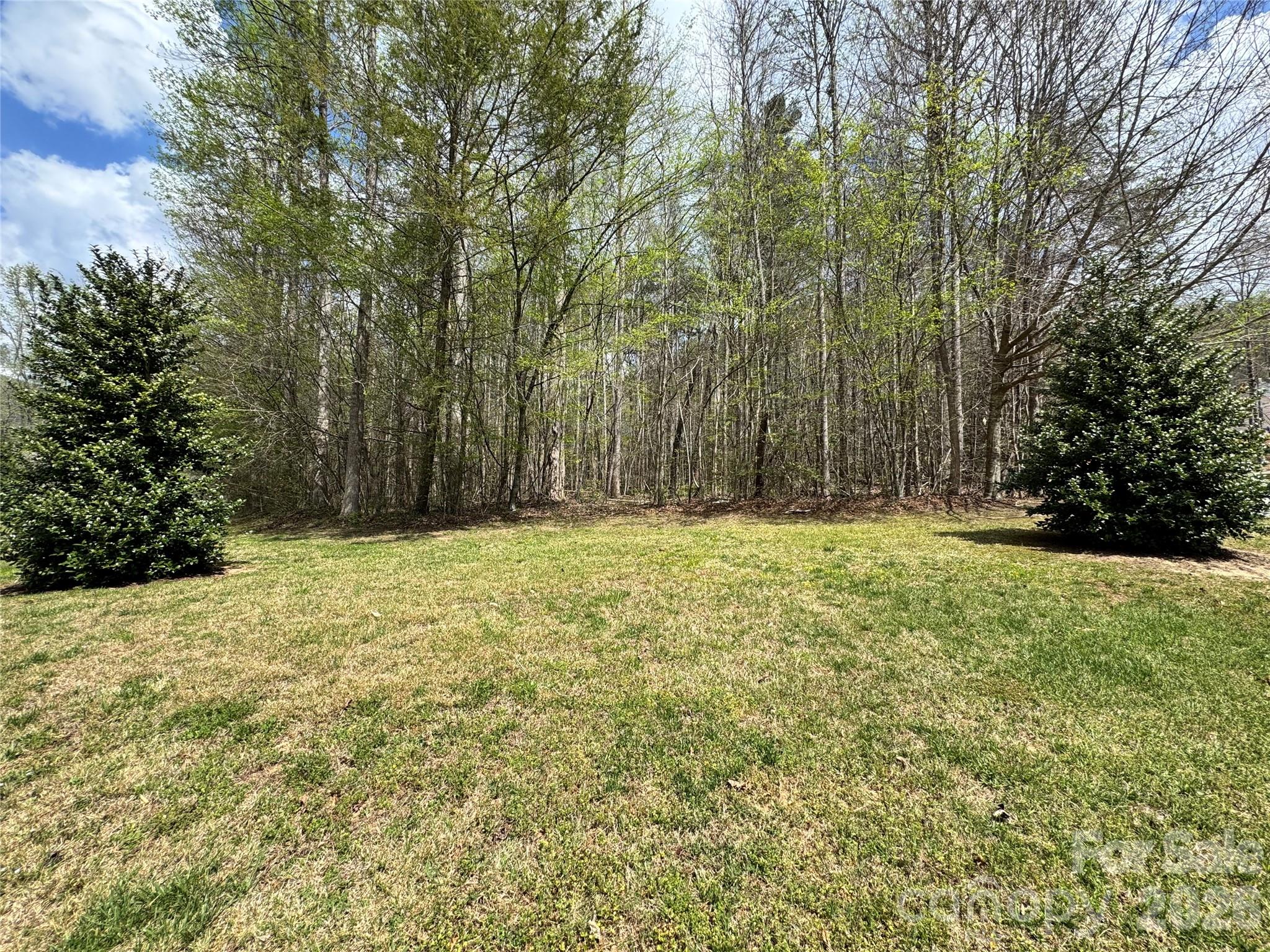 101 Autumn Leaves Way Property Photo 1