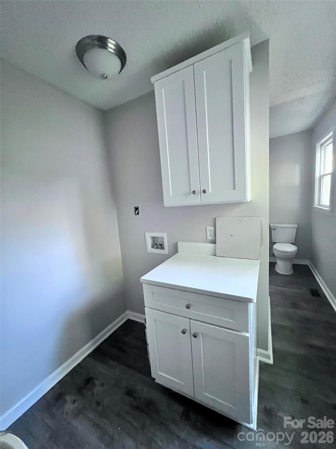 400 Chatham Avenue Property Photo 4
