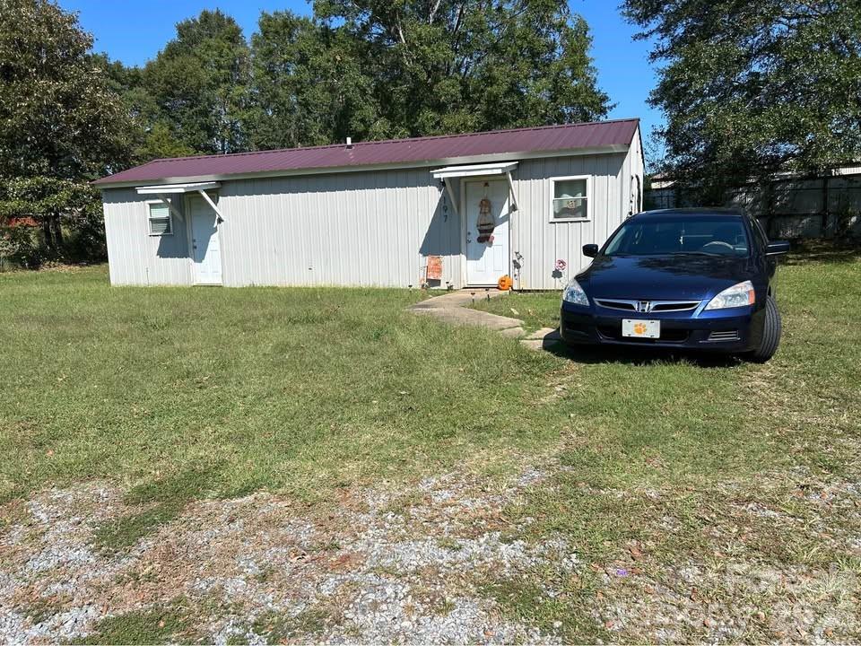 181 Sandy Hill Drive Property Photo 3