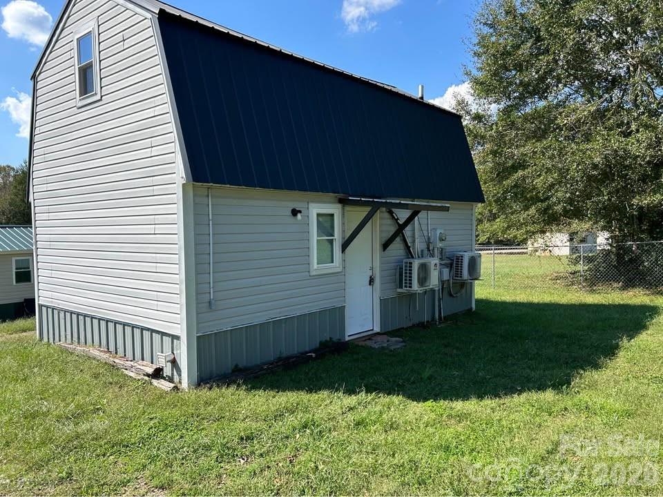 181 Sandy Hill Drive Property Photo 6
