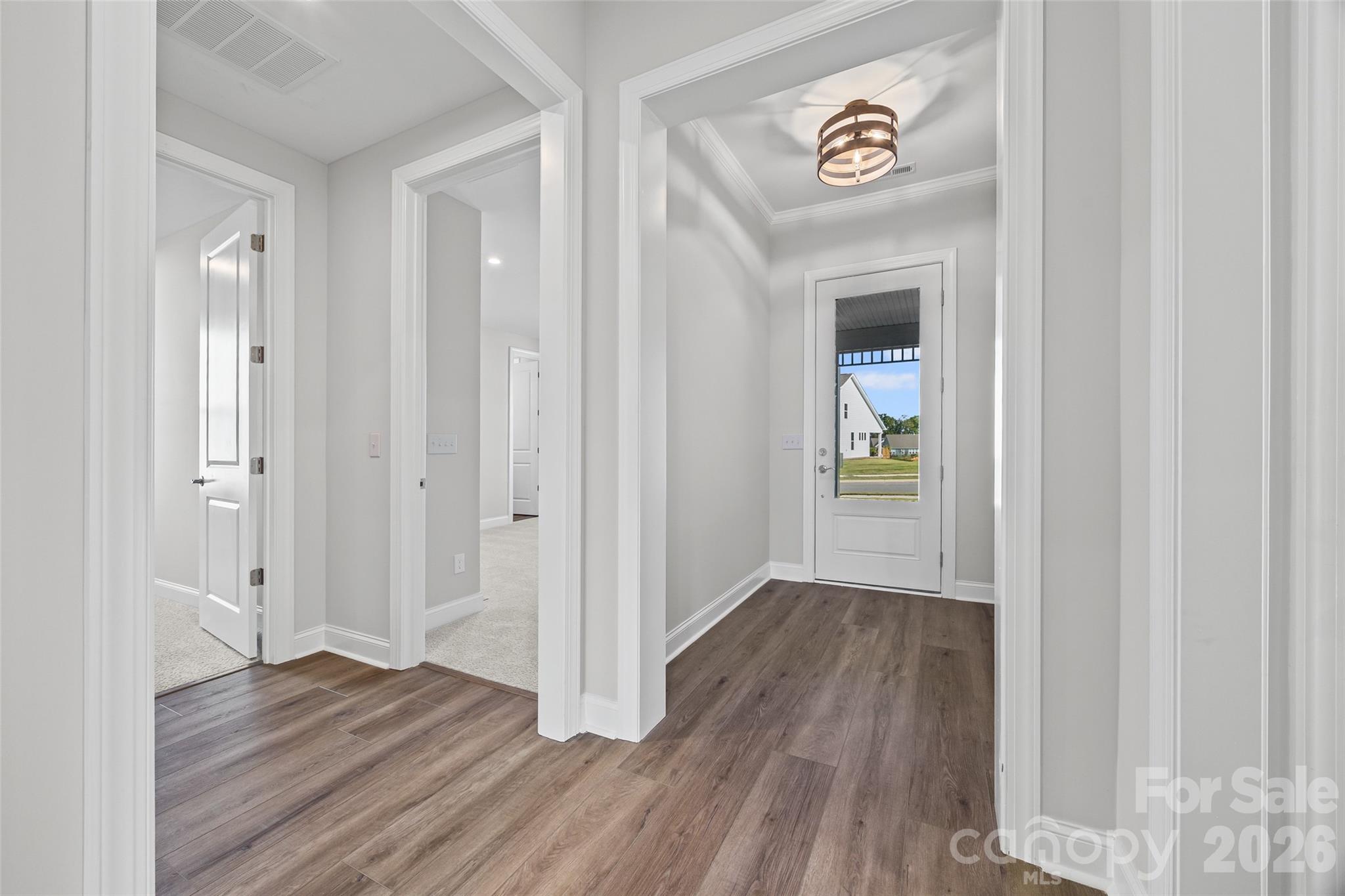 7017 Treetop Court Property Photo 3