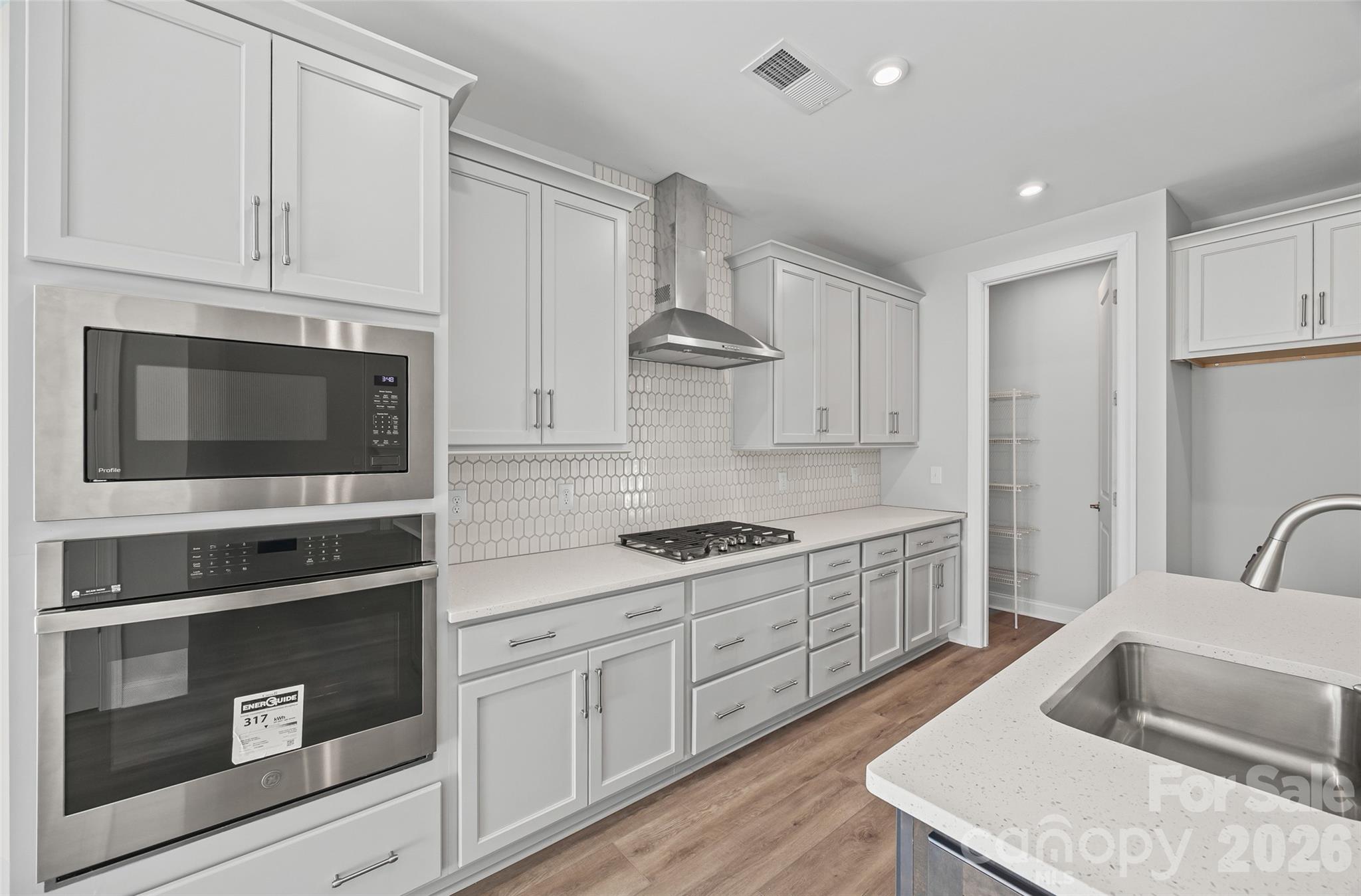 7017 Treetop Court Property Photo 18