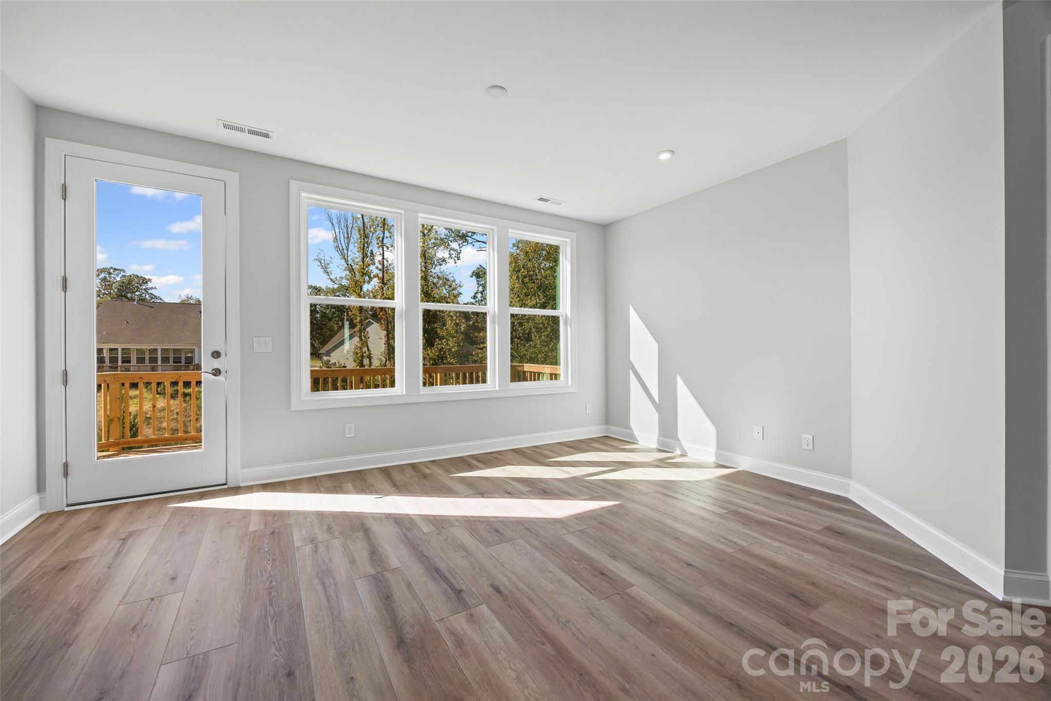 7017 Treetop Court Property Photo 23