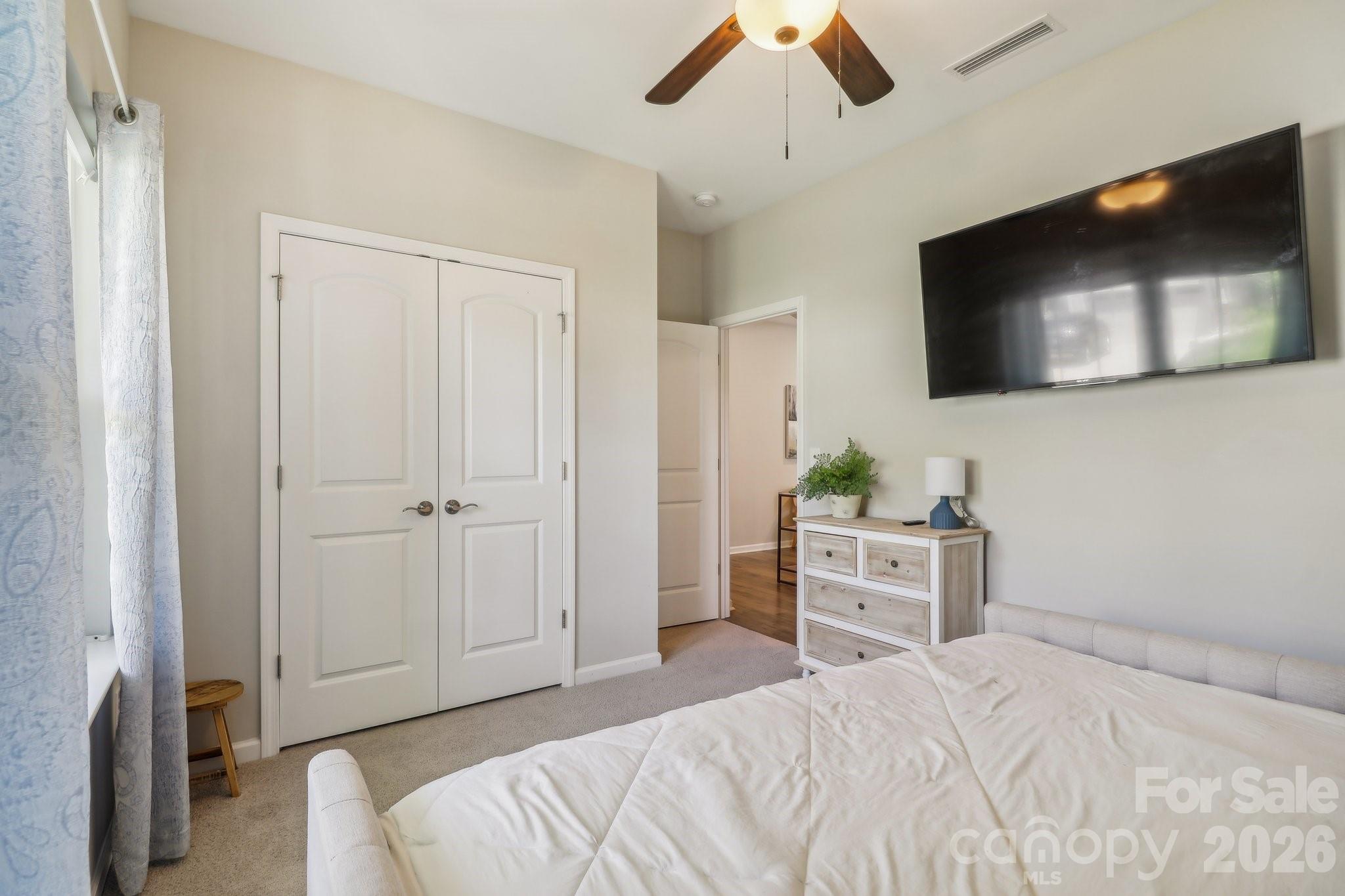 10117 Lakeshore Drive Property Photo 15