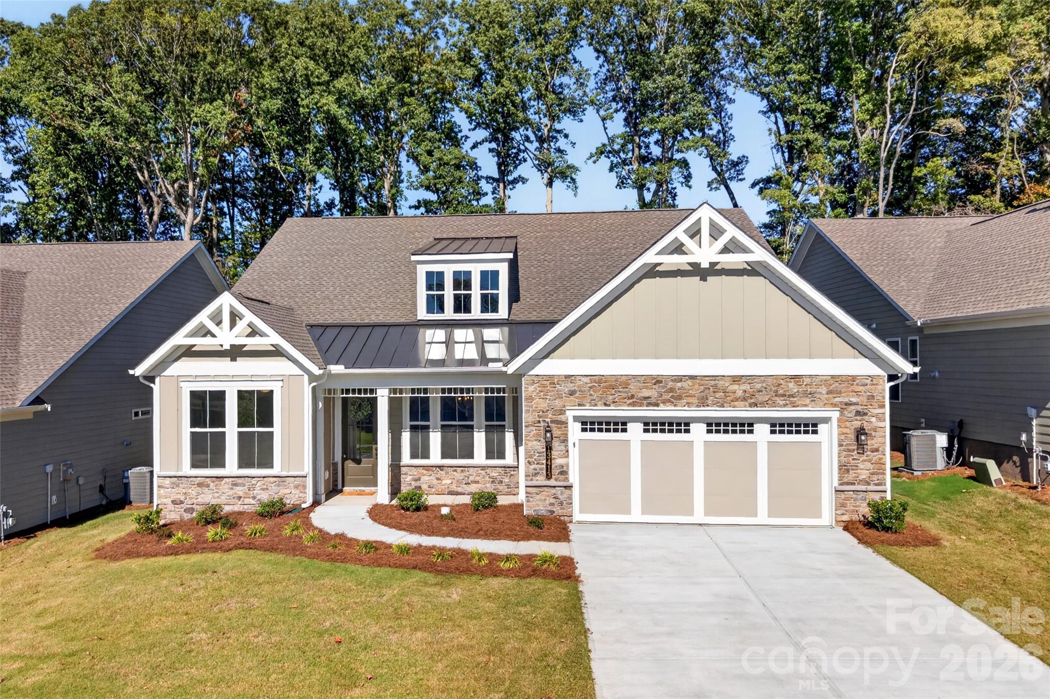 13413 Cozy Court Property Photo 1