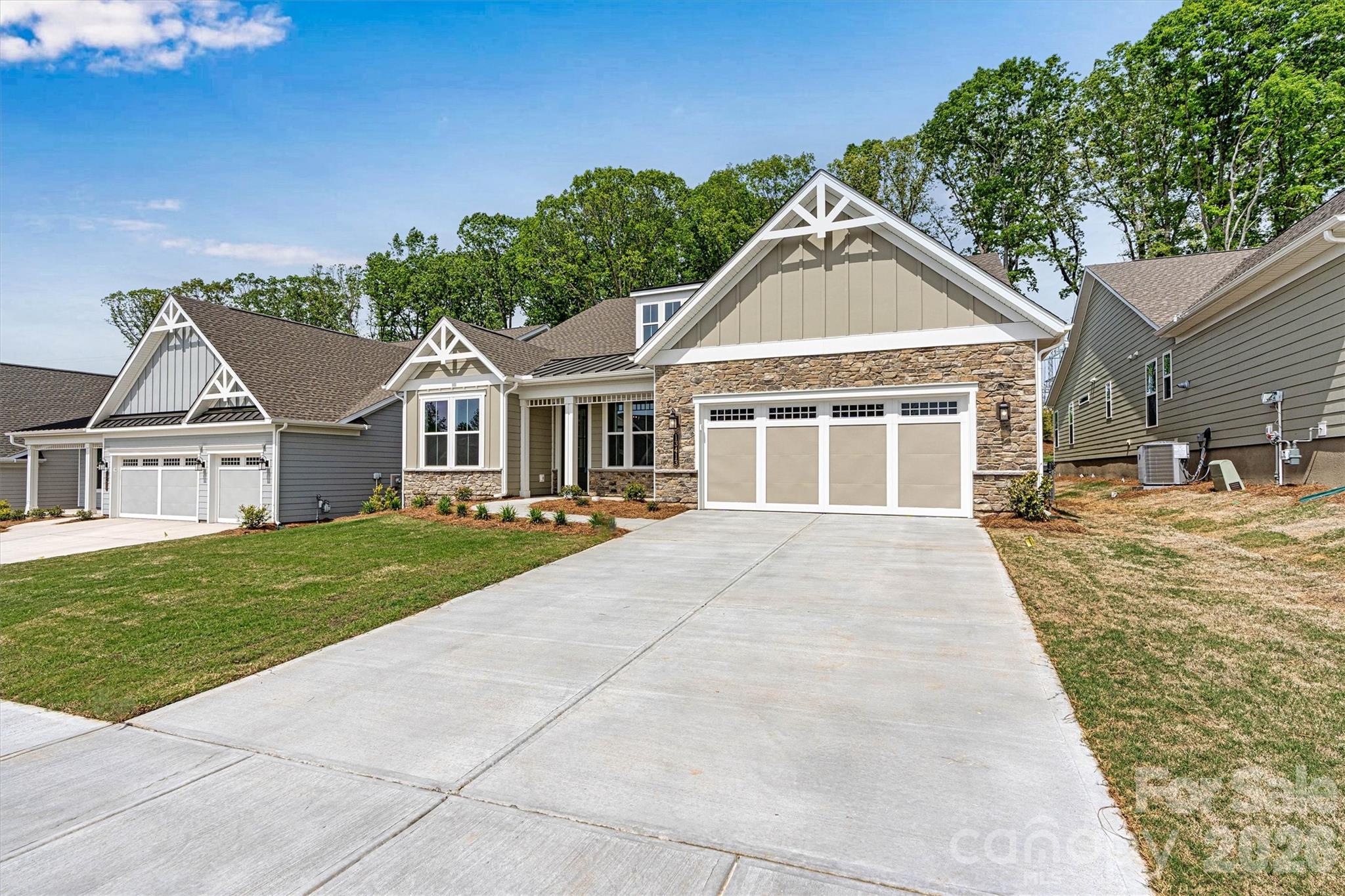 13413 Cozy Court Property Photo 3