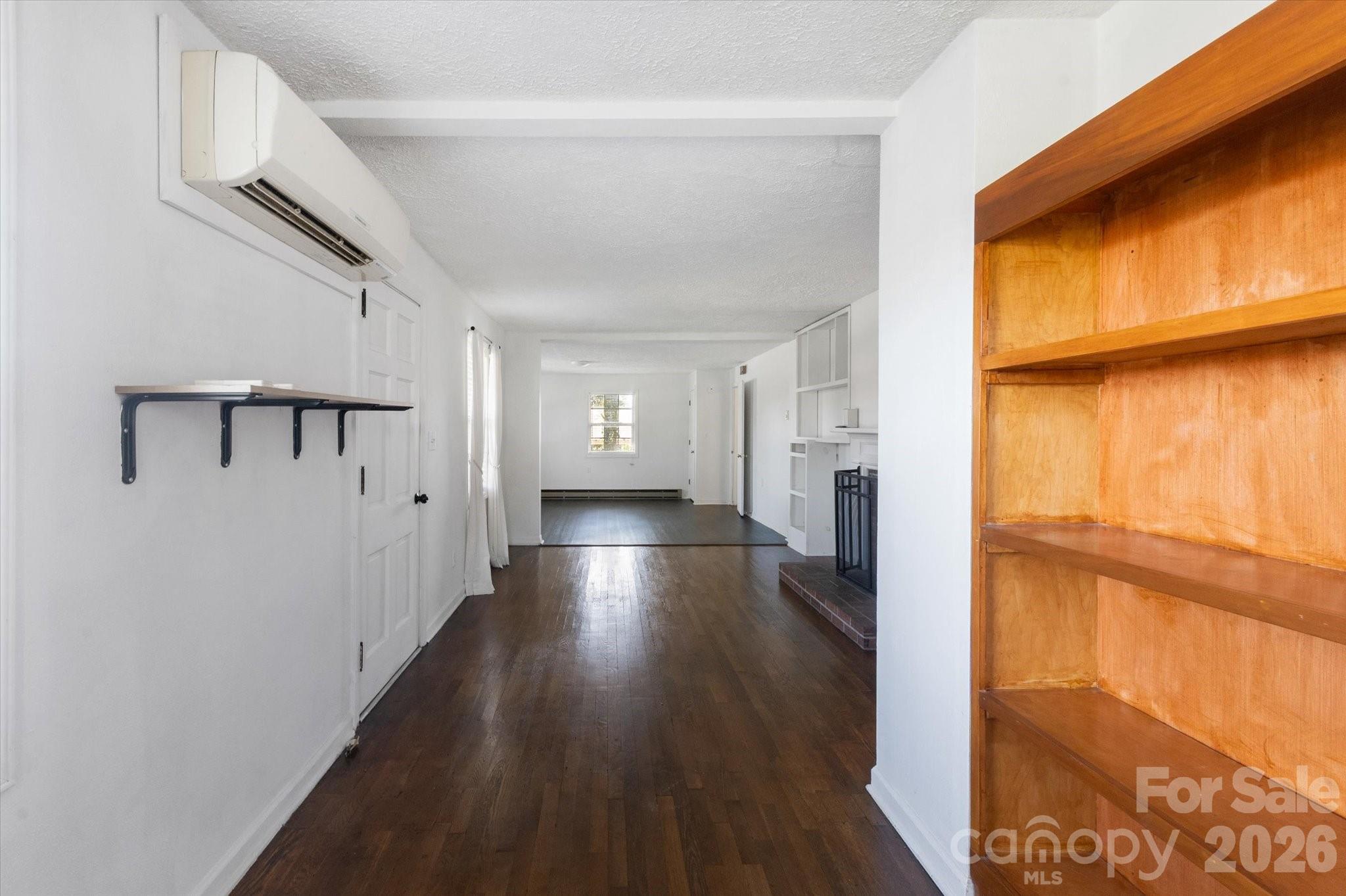 25 Montview Circle Property Photo 8