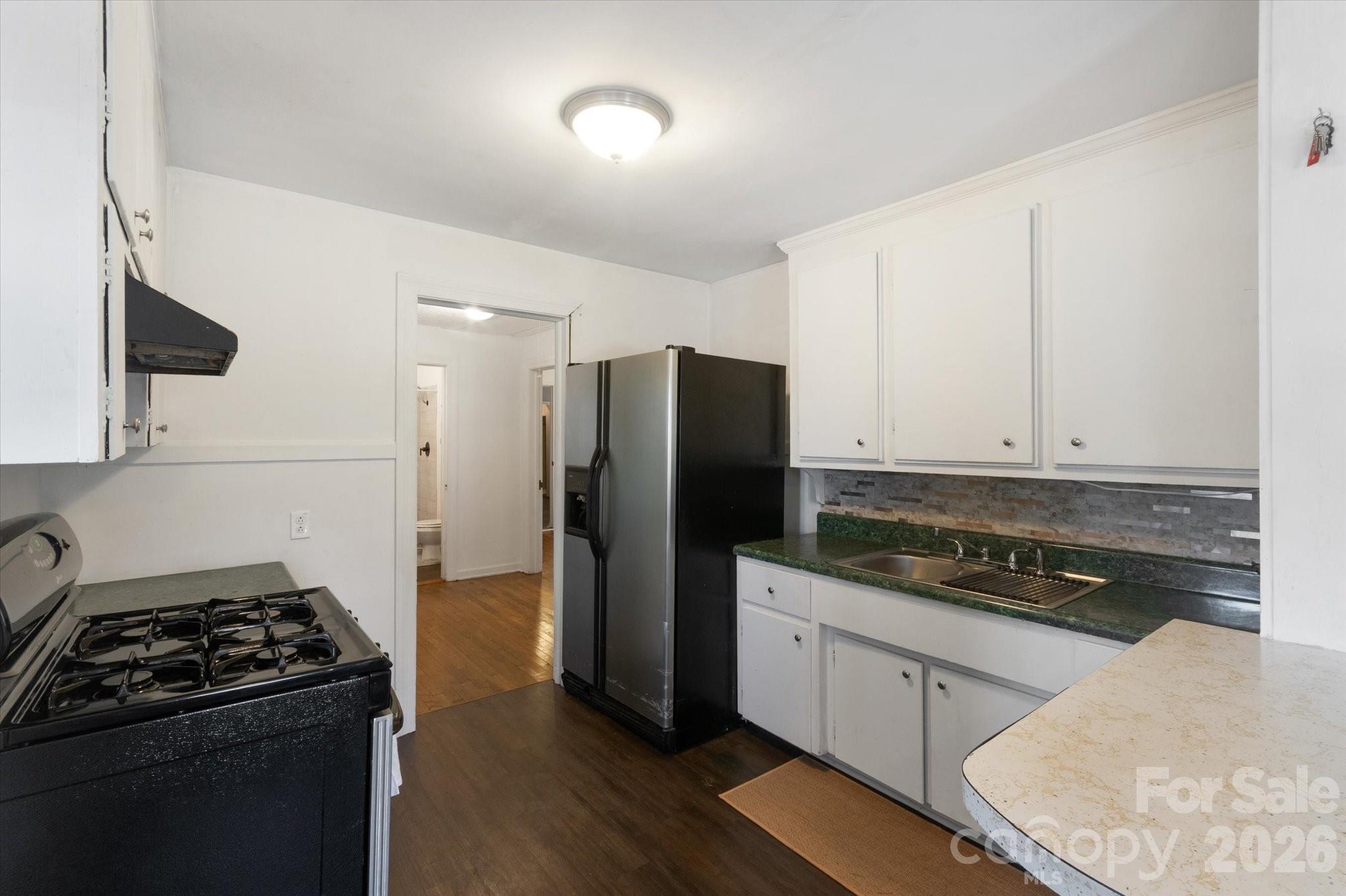 25 Montview Circle Property Photo 29