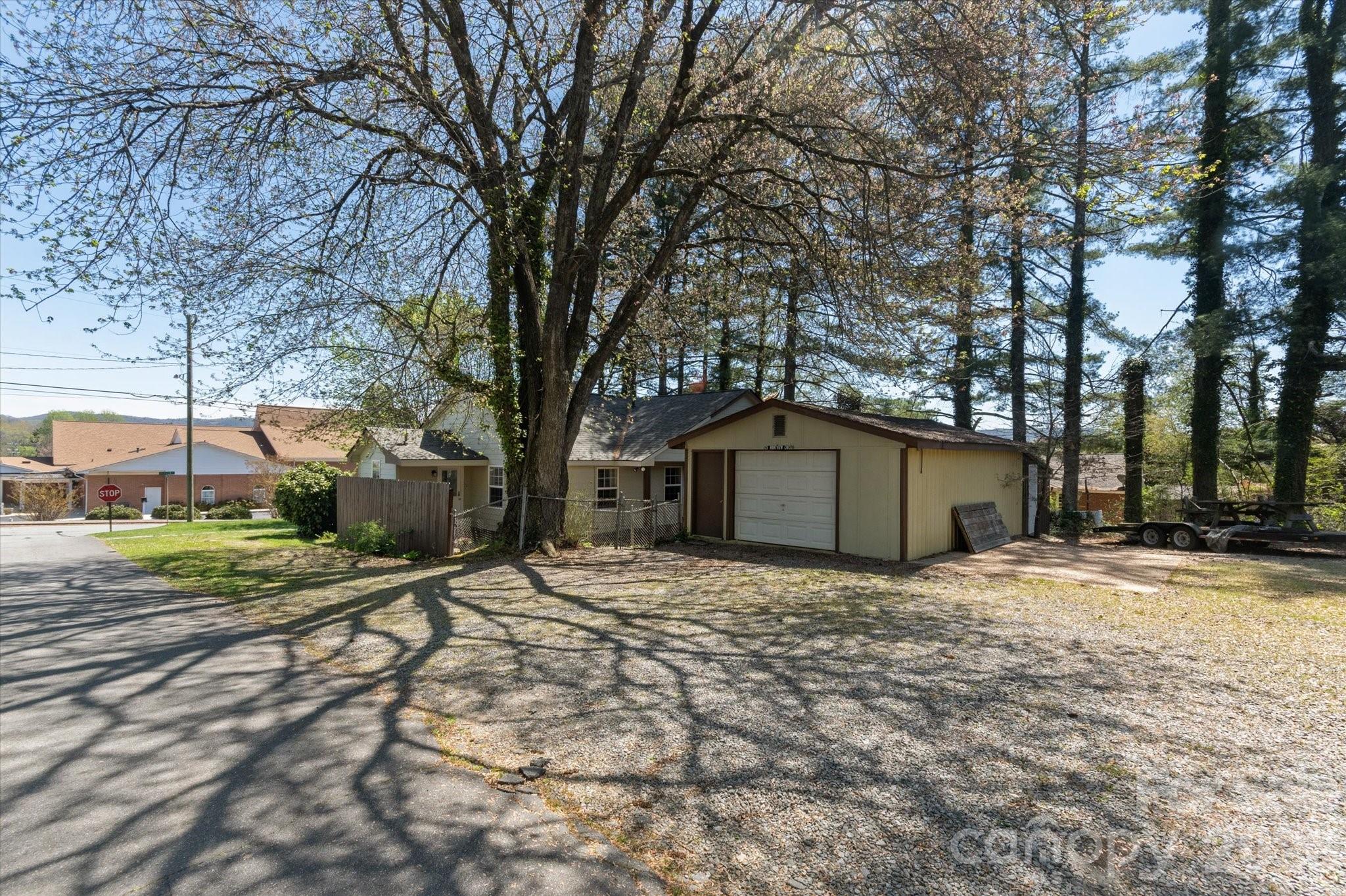 25 Montview Circle Property Photo 32