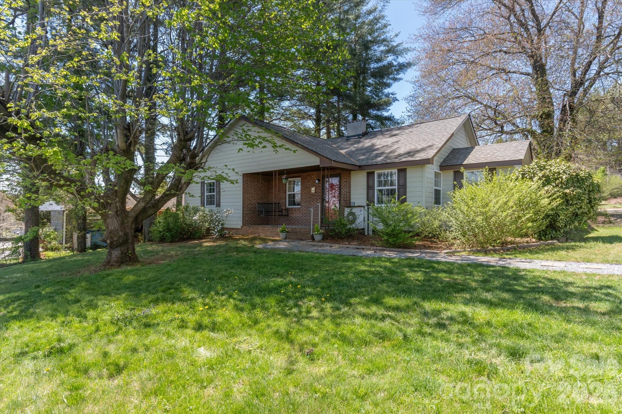 25 Montview Circle Property Photo 35