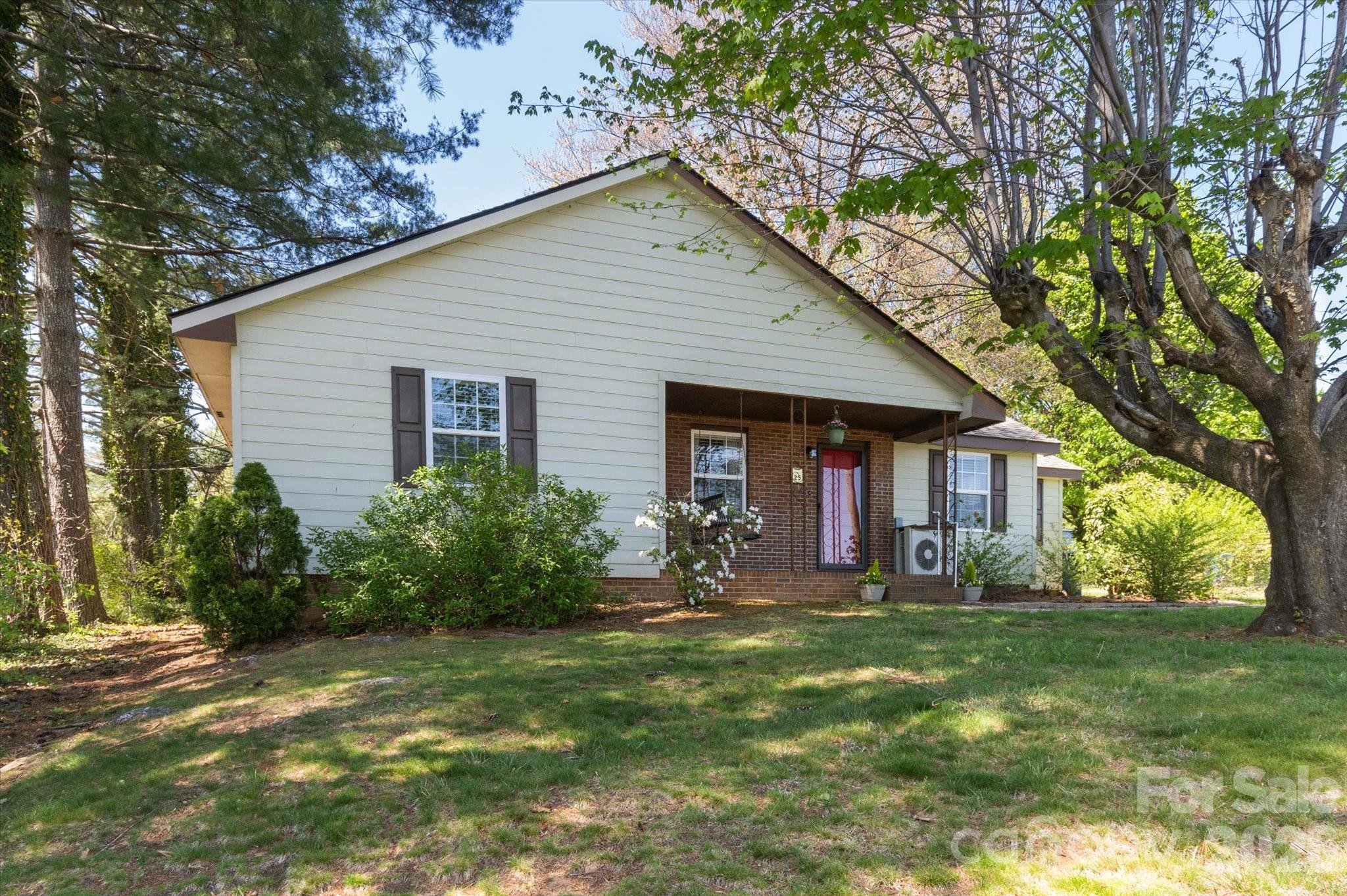 25 Montview Circle Property Photo 36