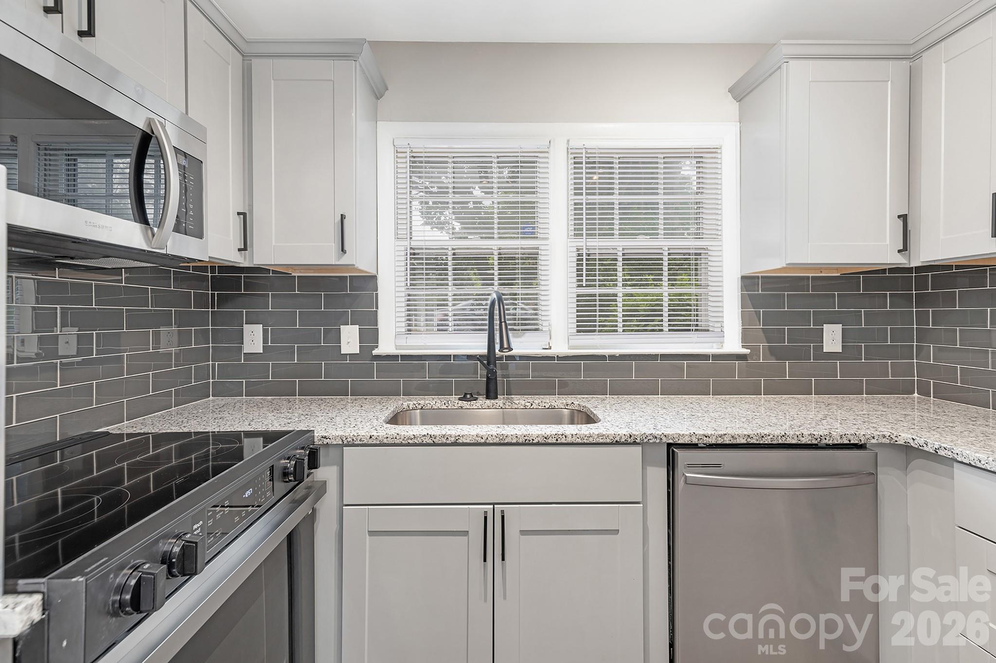 4601 Coronado Drive G Property Photo 1