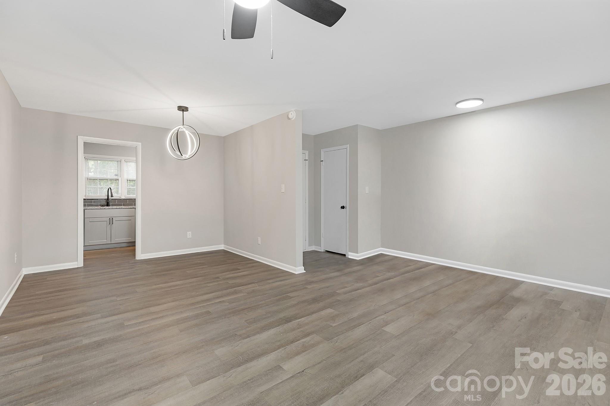 4601 Coronado Drive G Property Photo 4