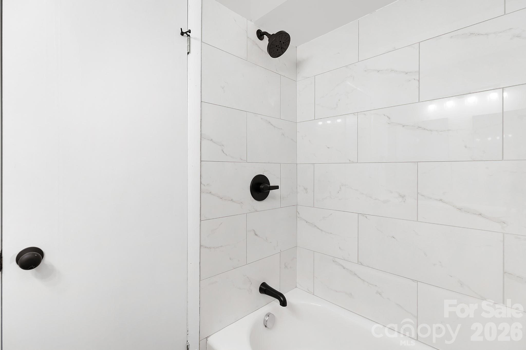 4601 Coronado Drive G Property Photo 13