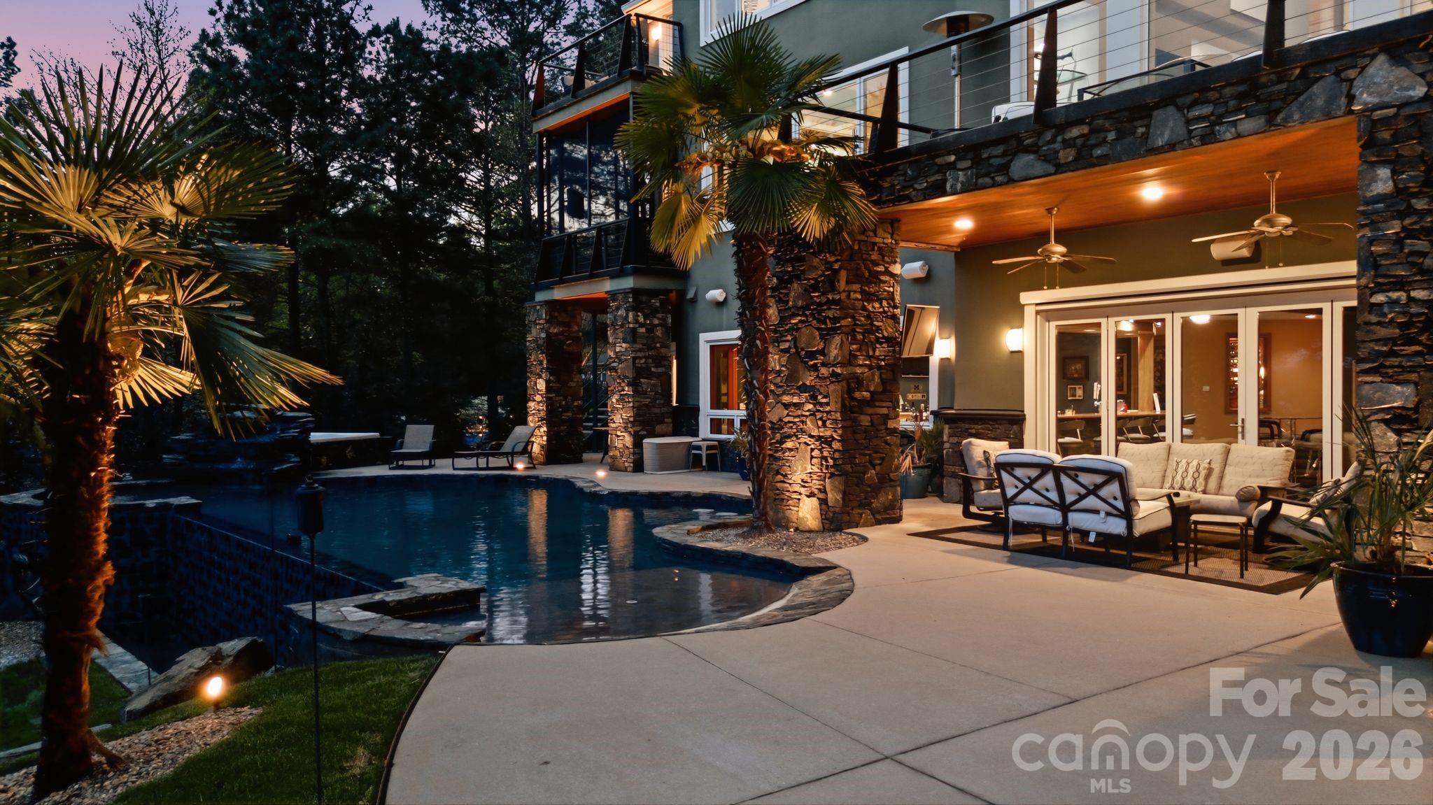 158 Printers Lane Property Photo 3