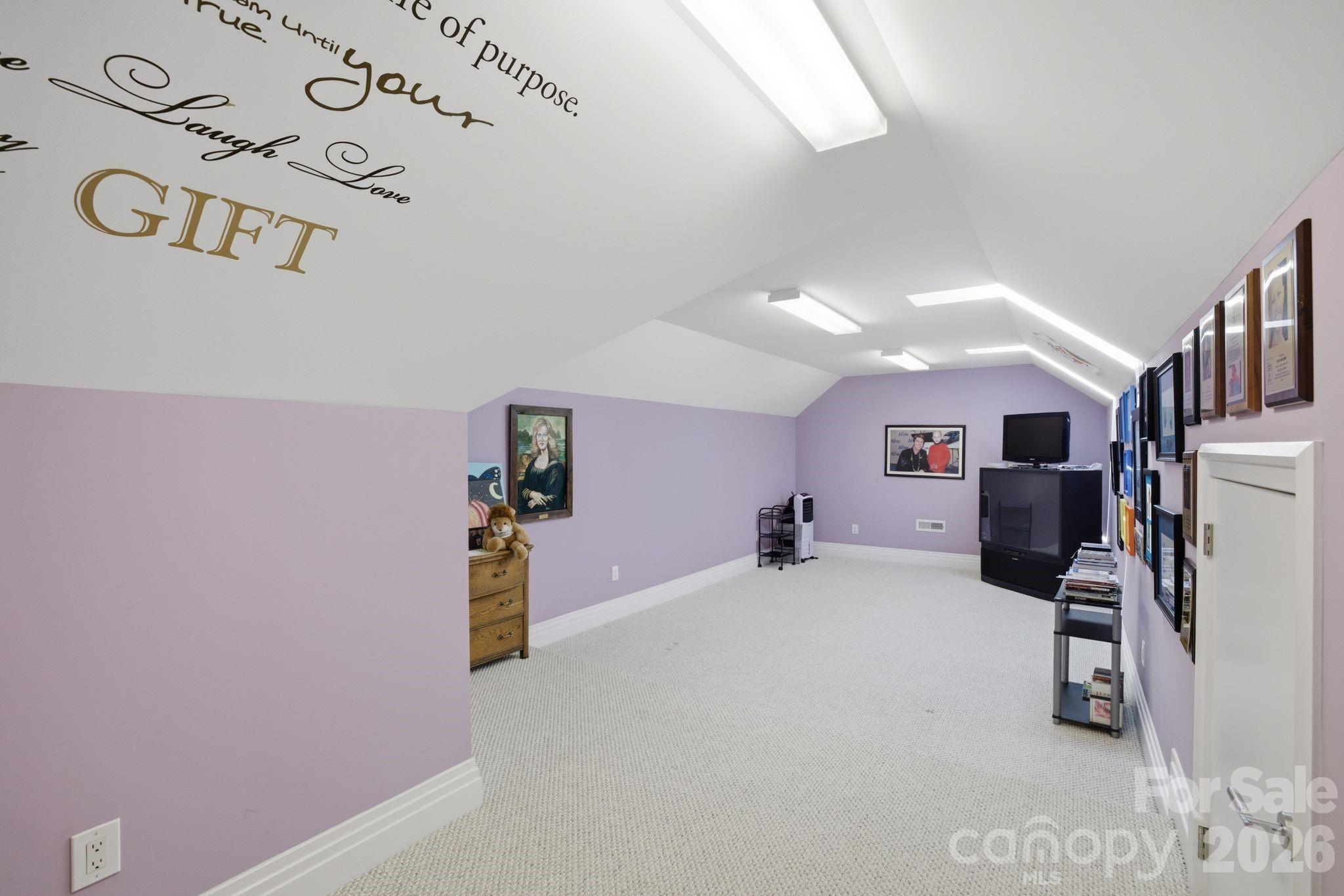 158 Printers Lane Property Photo 33