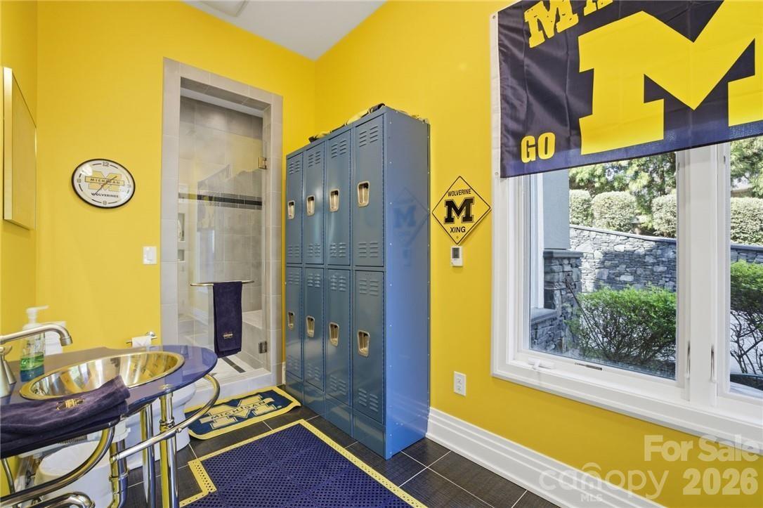 158 Printers Lane Property Photo 44