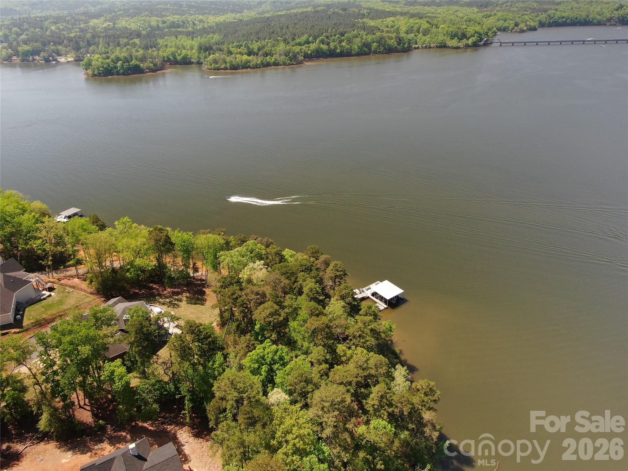 210 Kingfisher Drive Property Photo 7