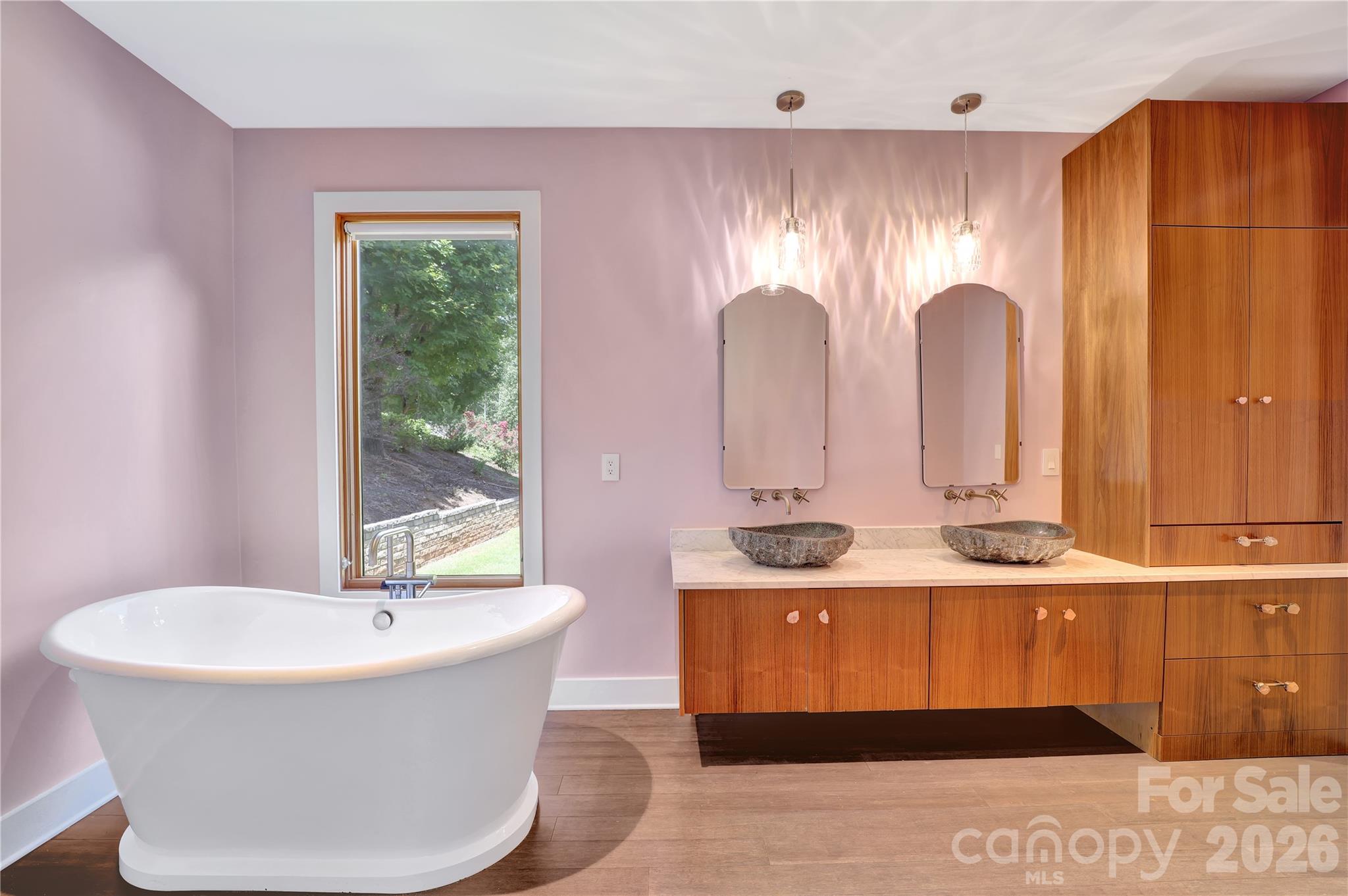 8 Nottingham Drive Property Photo 14