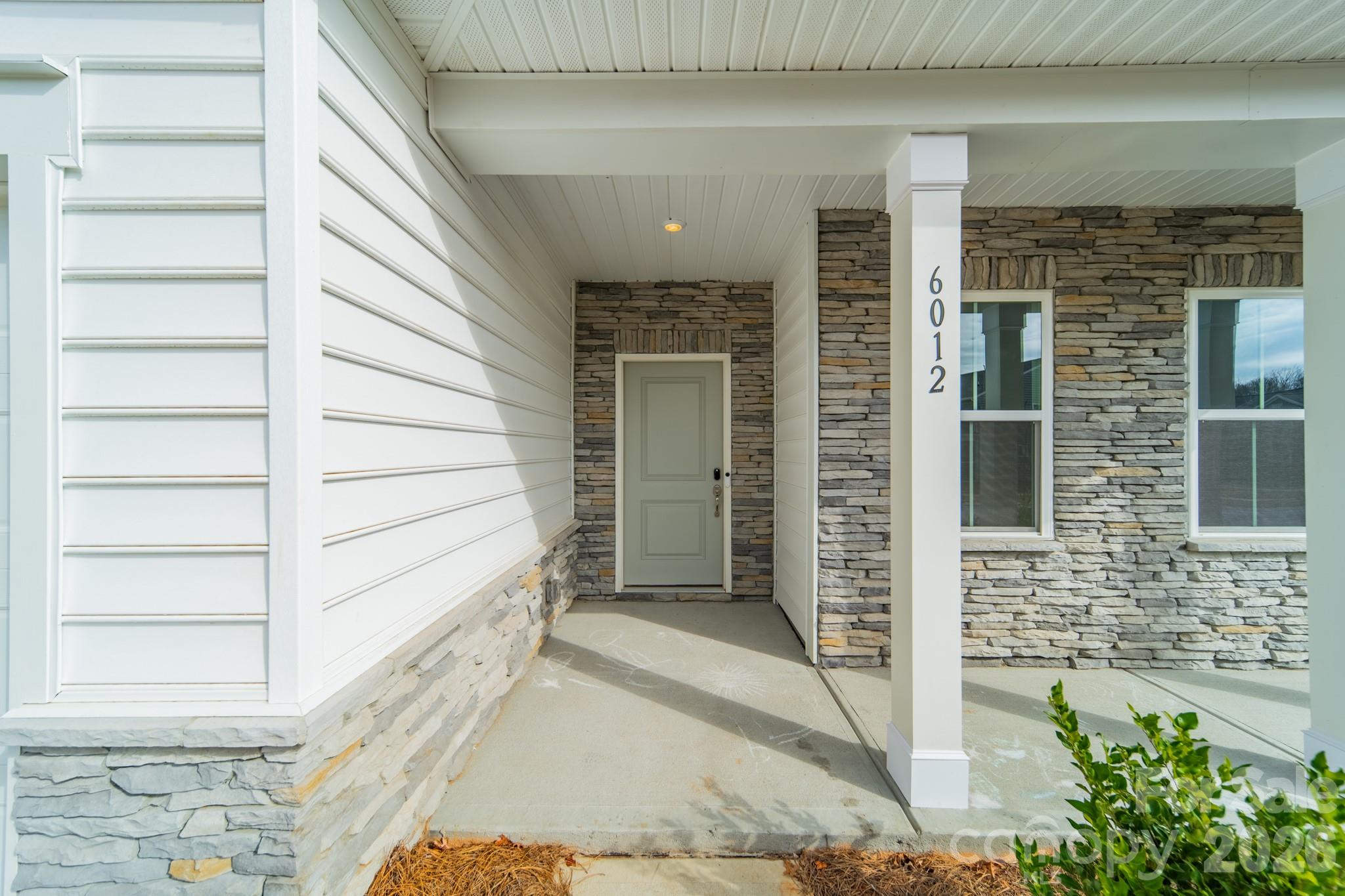 6012 Chumbley Point Road Property Photo 2