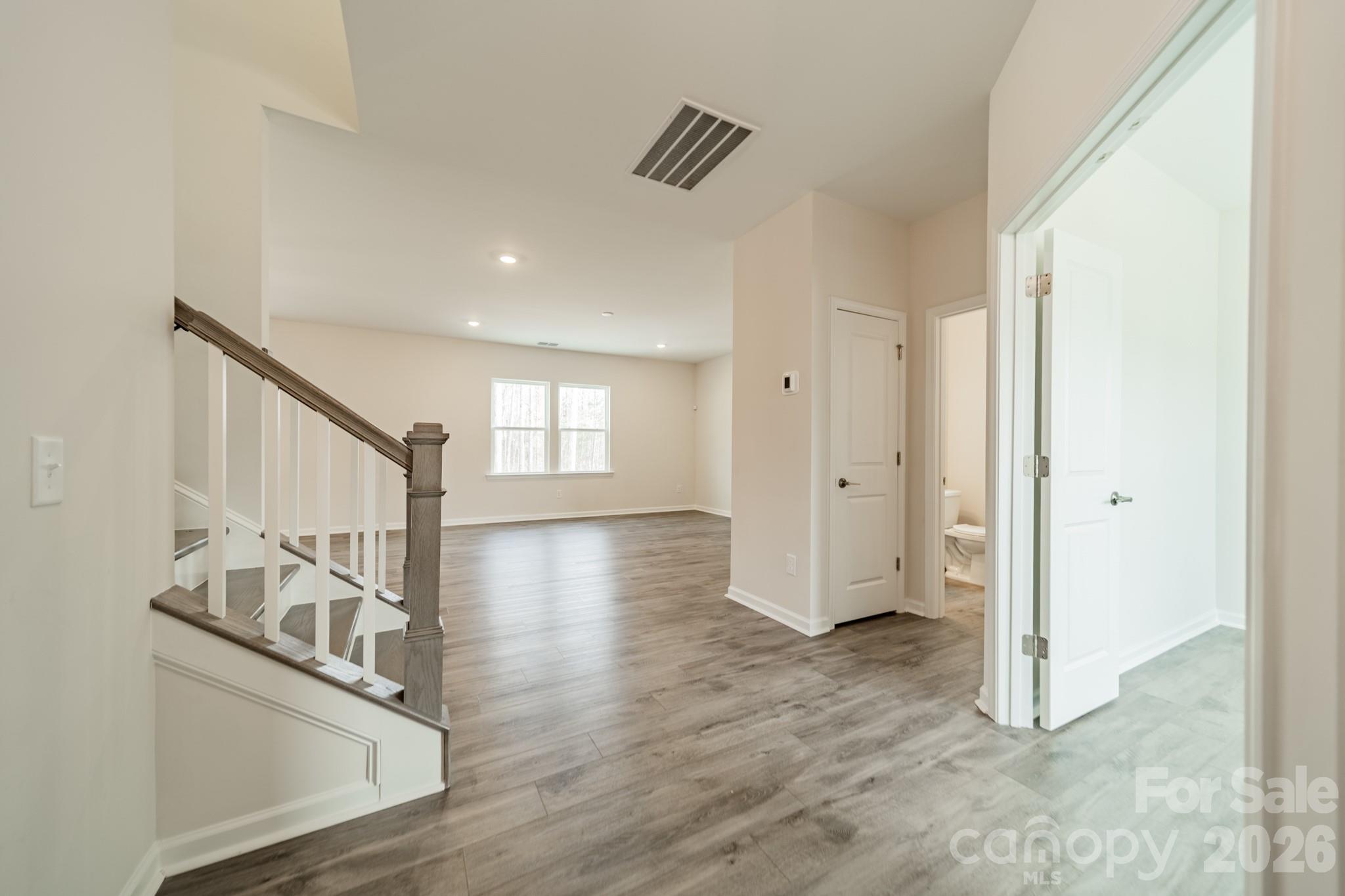 6012 Chumbley Point Road Property Photo 4