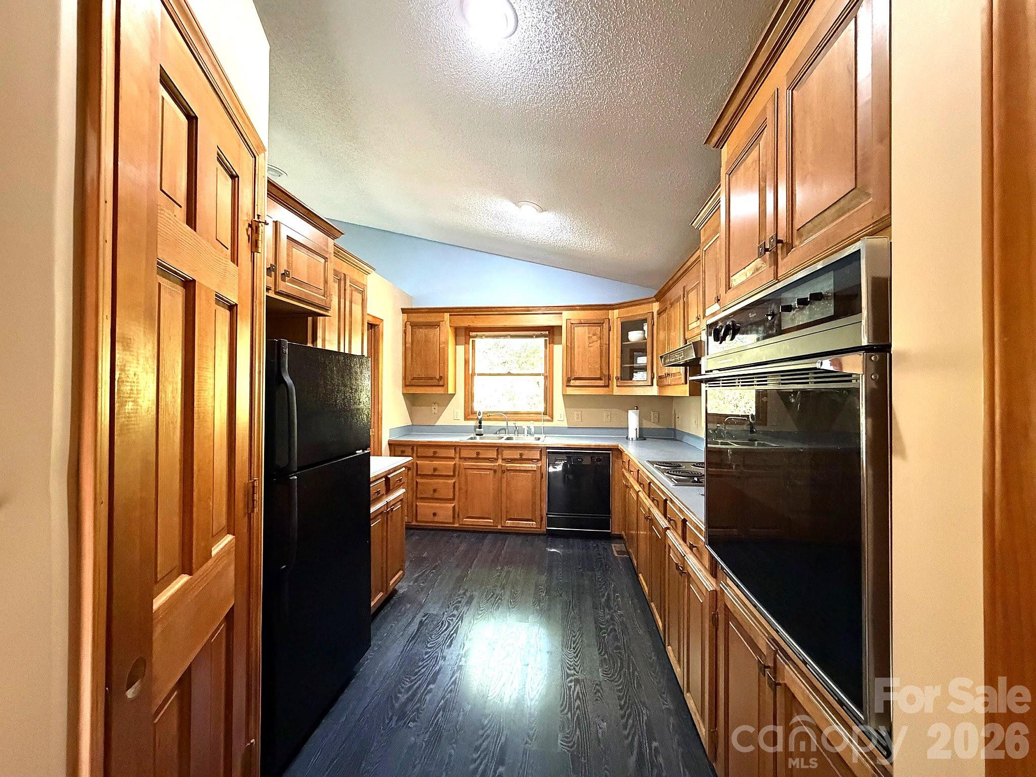 42484 Moonshine Drive Property Photo 7