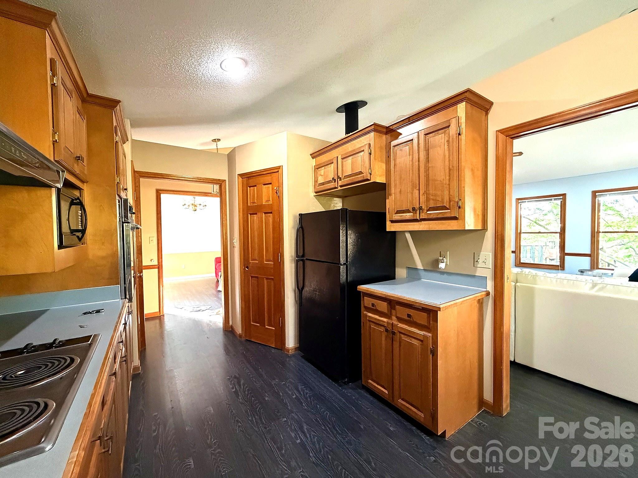 42484 Moonshine Drive Property Photo 8