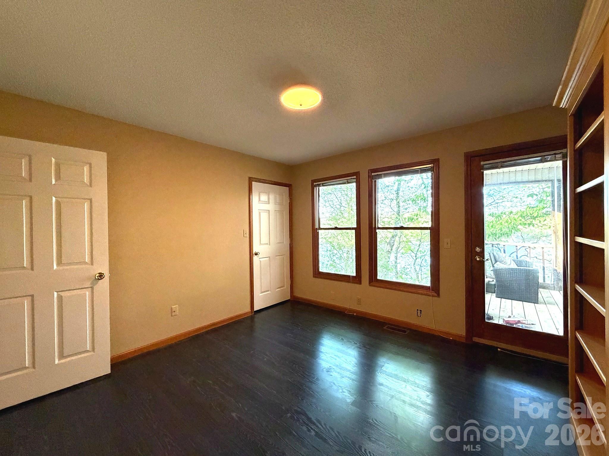42484 Moonshine Drive Property Photo 13